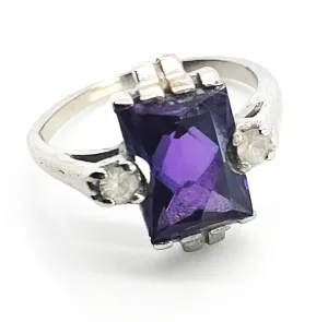 Color change Sapphire and Quartz 10kt white gold ring size 6