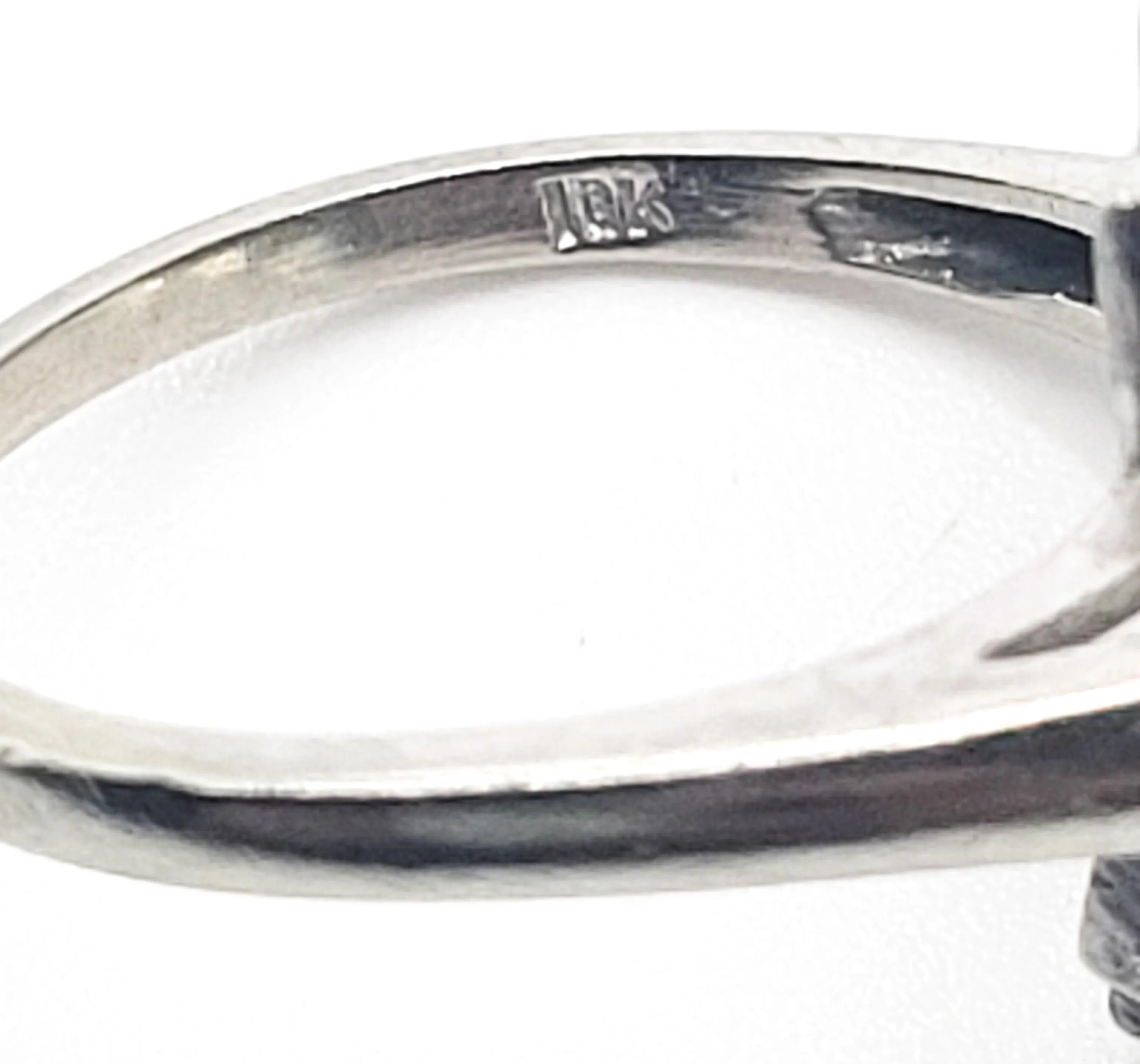 Color change Sapphire and Quartz 10kt white gold ring size 6