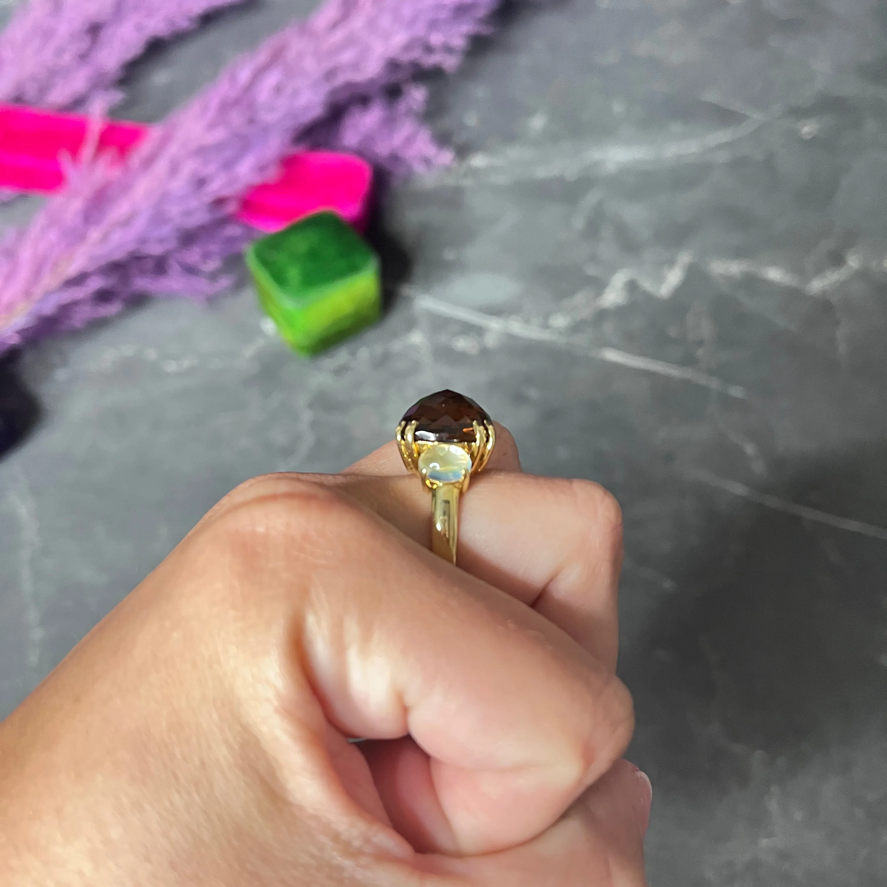 Contemporary Citrine Moonstone 18 Karat Yellow Gold Gemstone Ring