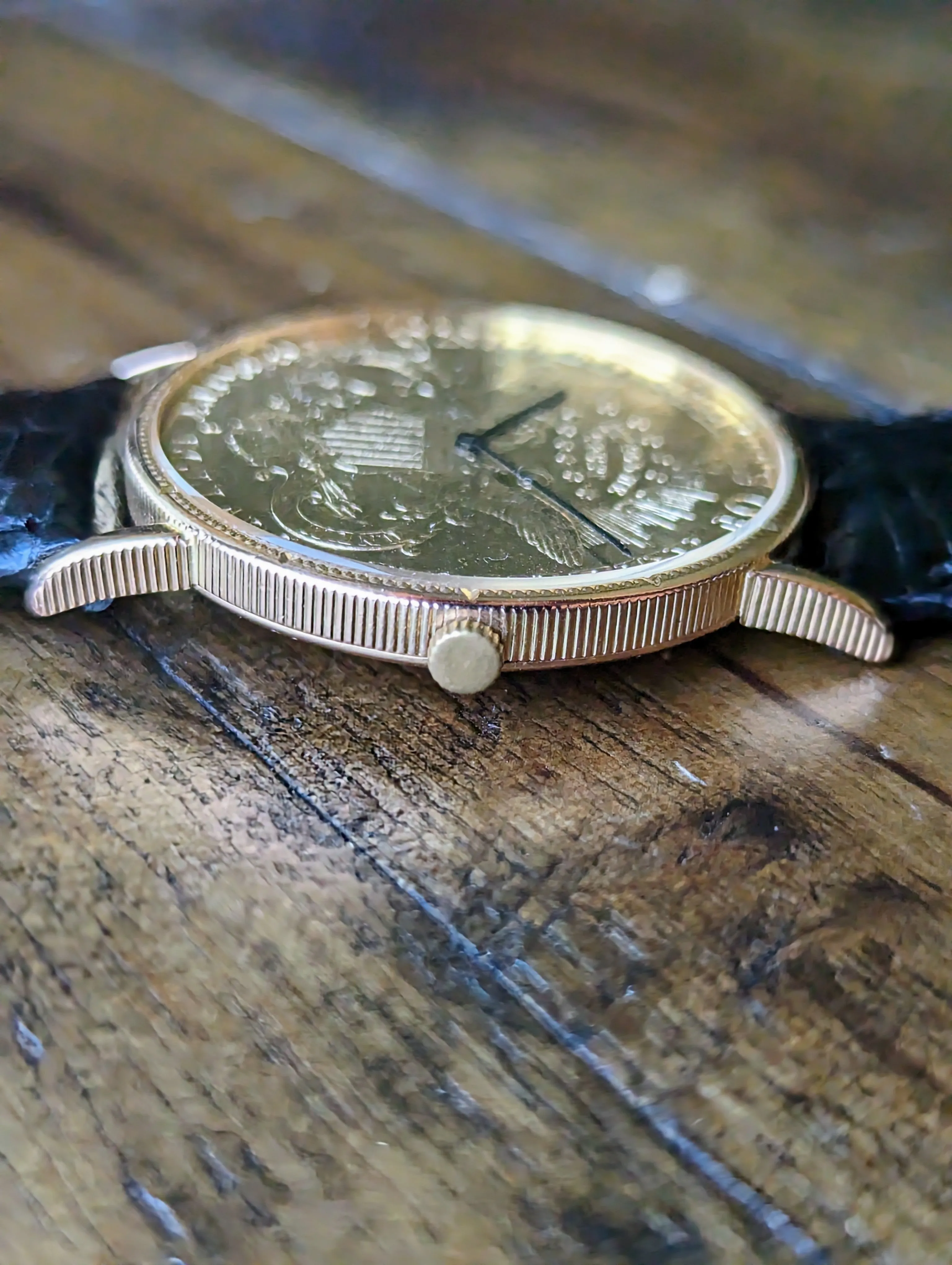 Corum 18kt yellow gold coin mechanical watch