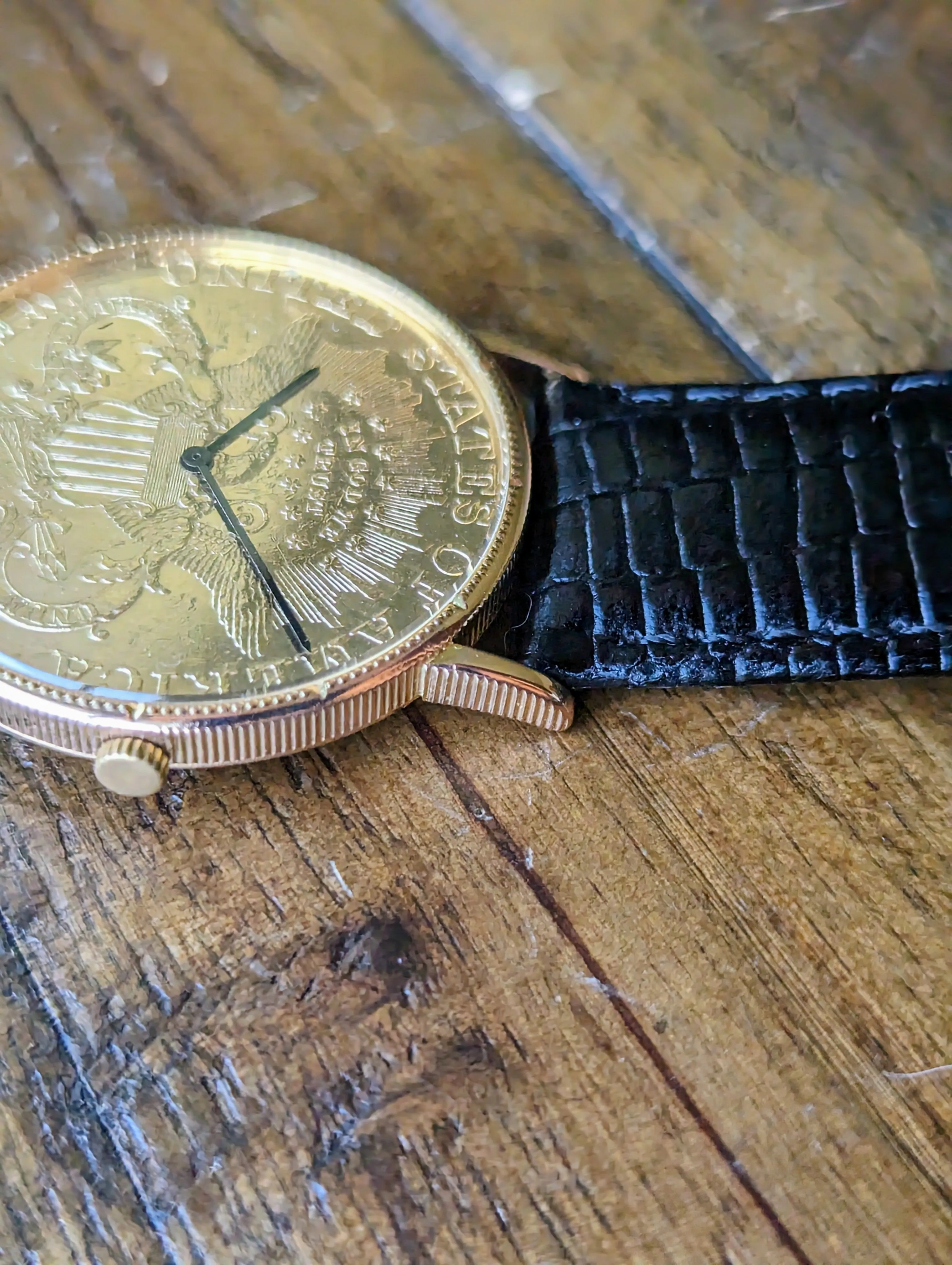 Corum 18kt yellow gold coin mechanical watch