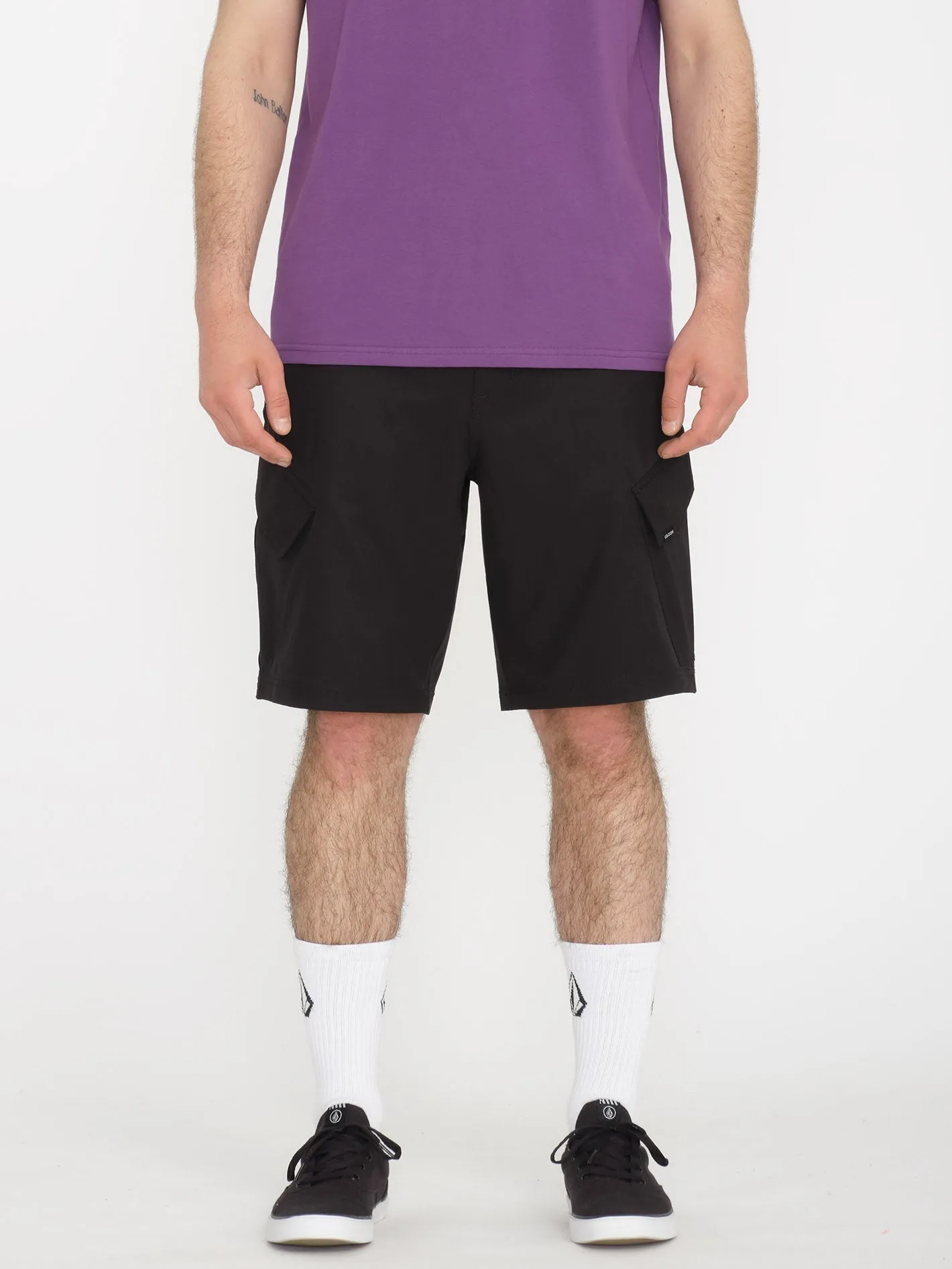 Country Days Hybrid 20" Shorts - BLACK
