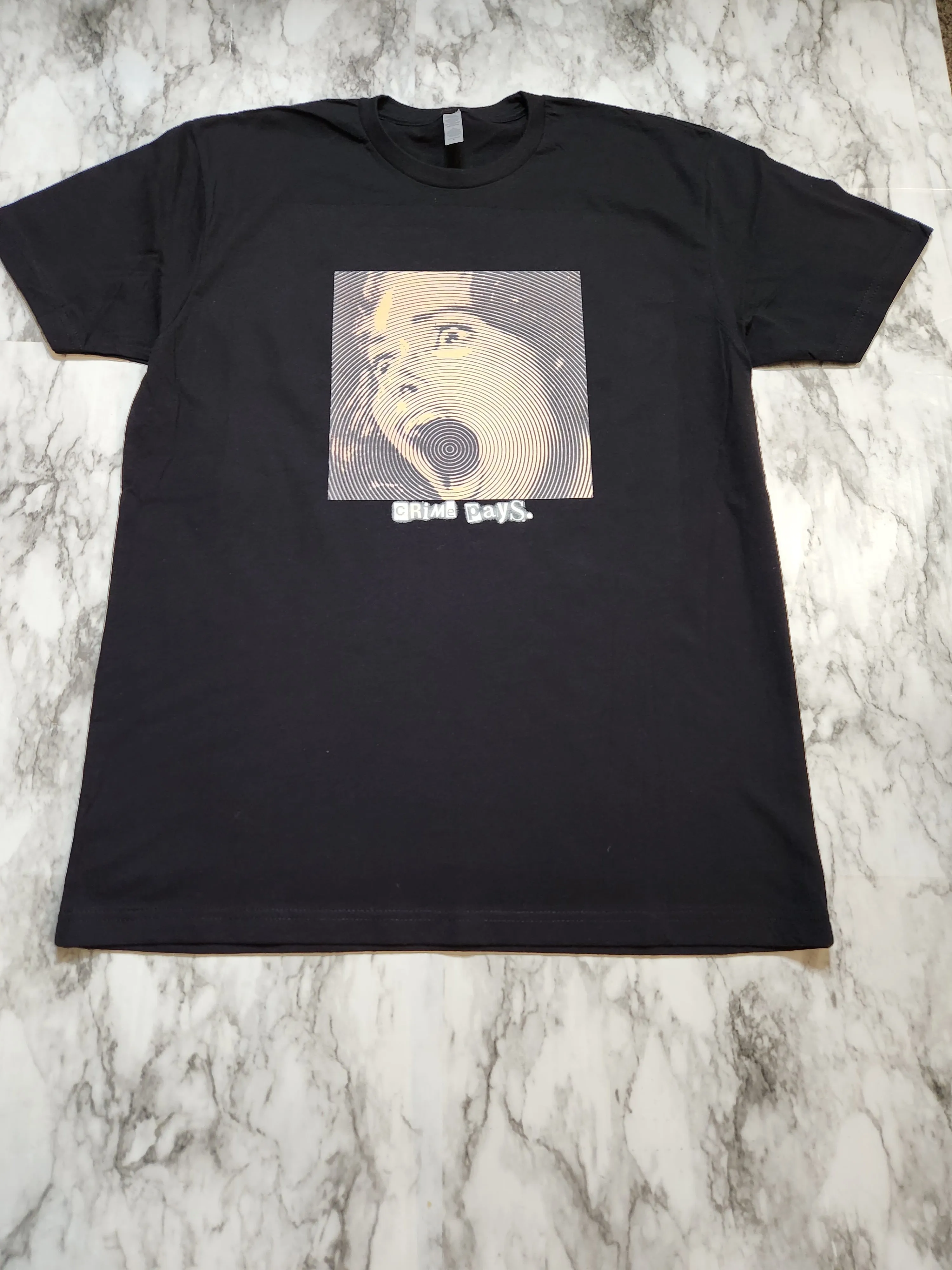 Crime Pays. T-Shirt (Black)