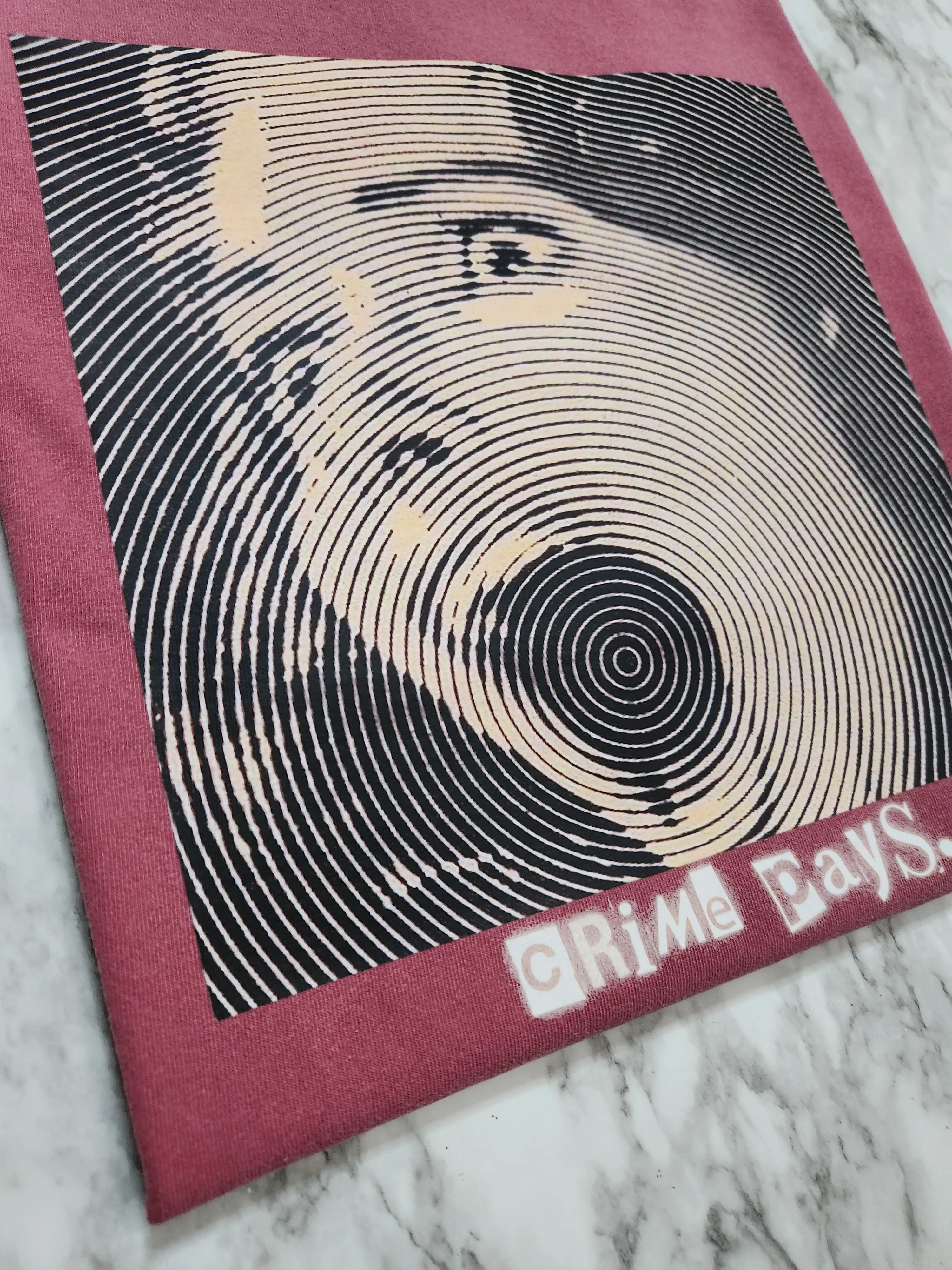 Crime Pays. T-Shirt (Brick)