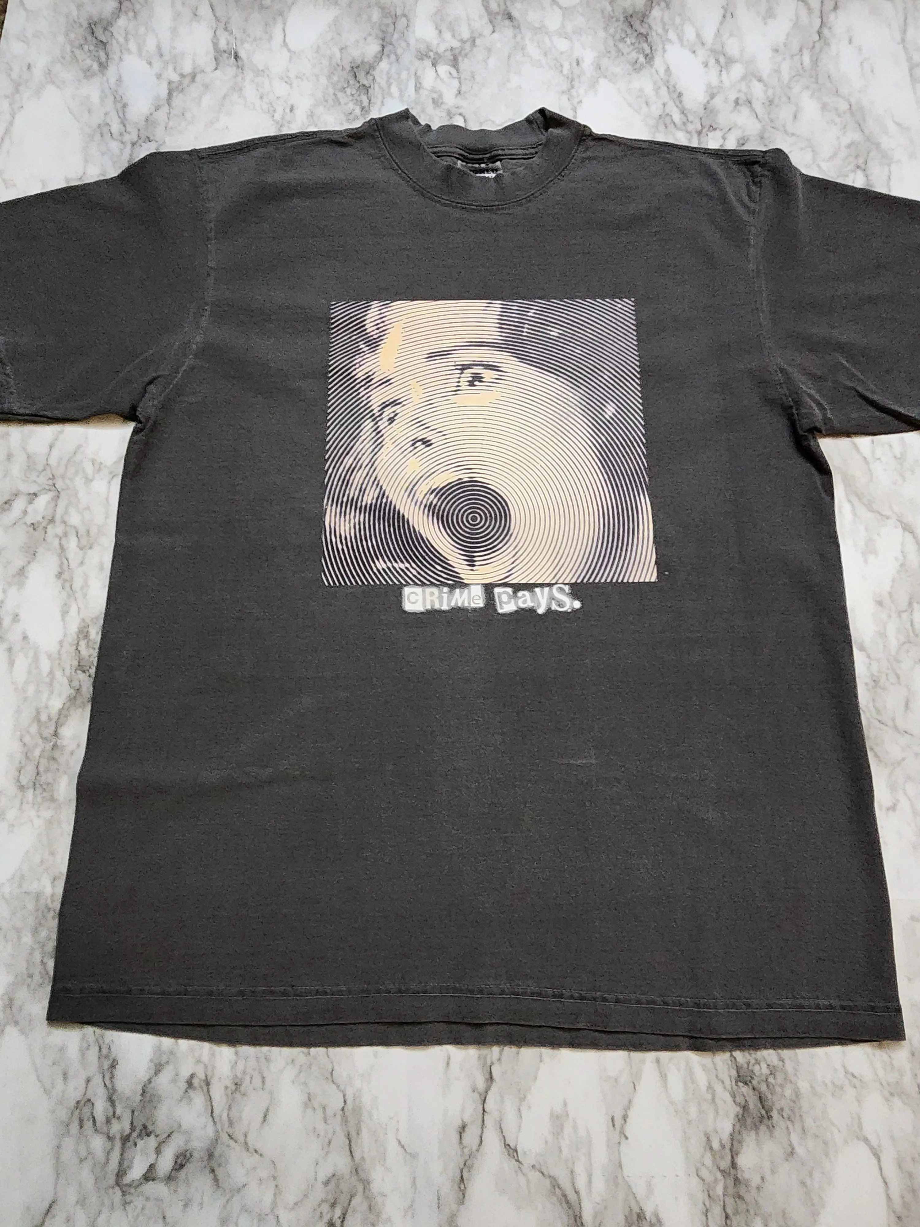 Crime Pays. T-Shirt (Concrete)