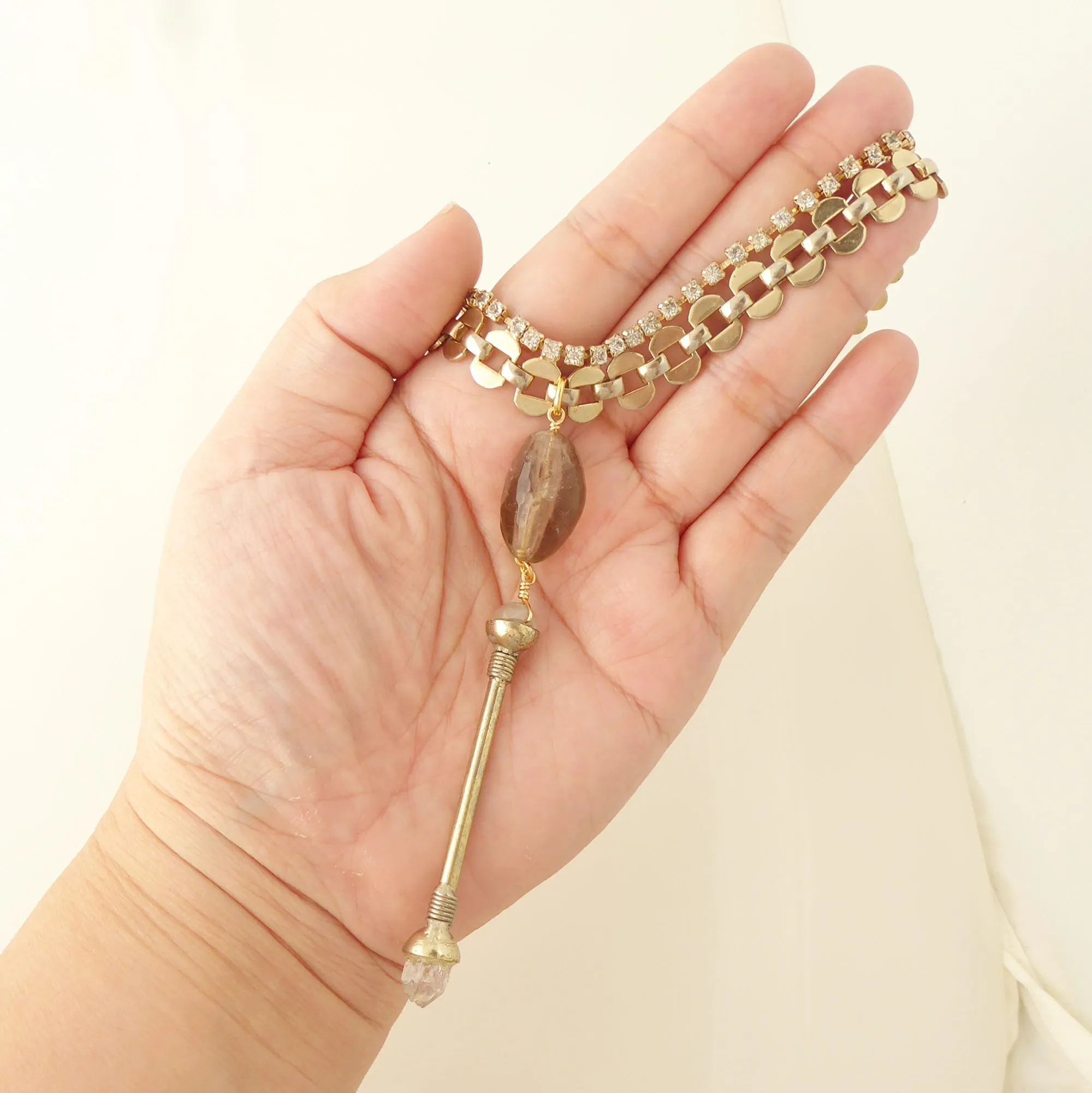 Crystal wand choker necklace
