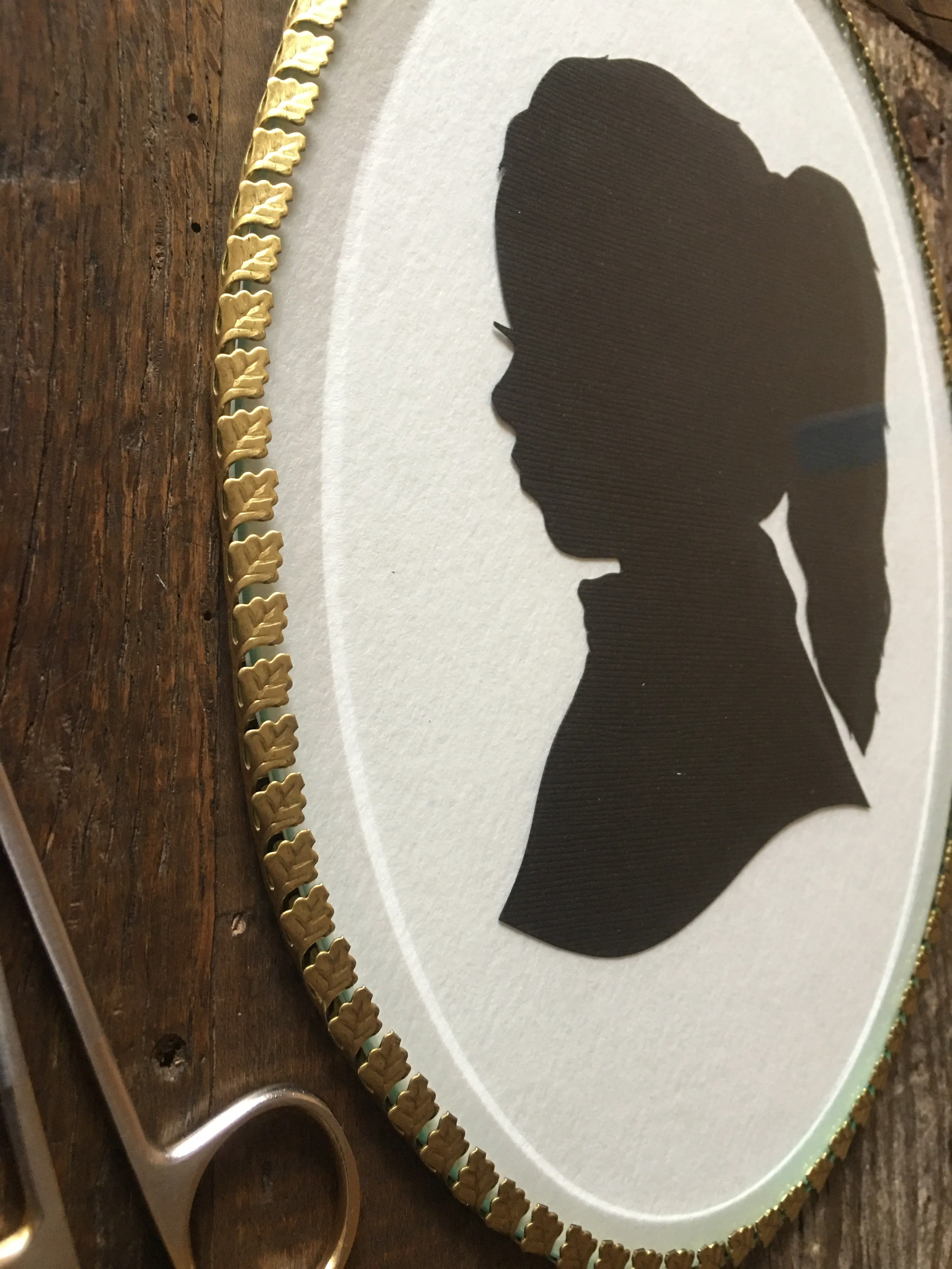 Custom Silhouette Portraits - Beveled Oval Glass Framed Silhouette Art