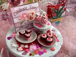 💗Day 11~ Magical Miniature Valentine's Day Cupcakes!
