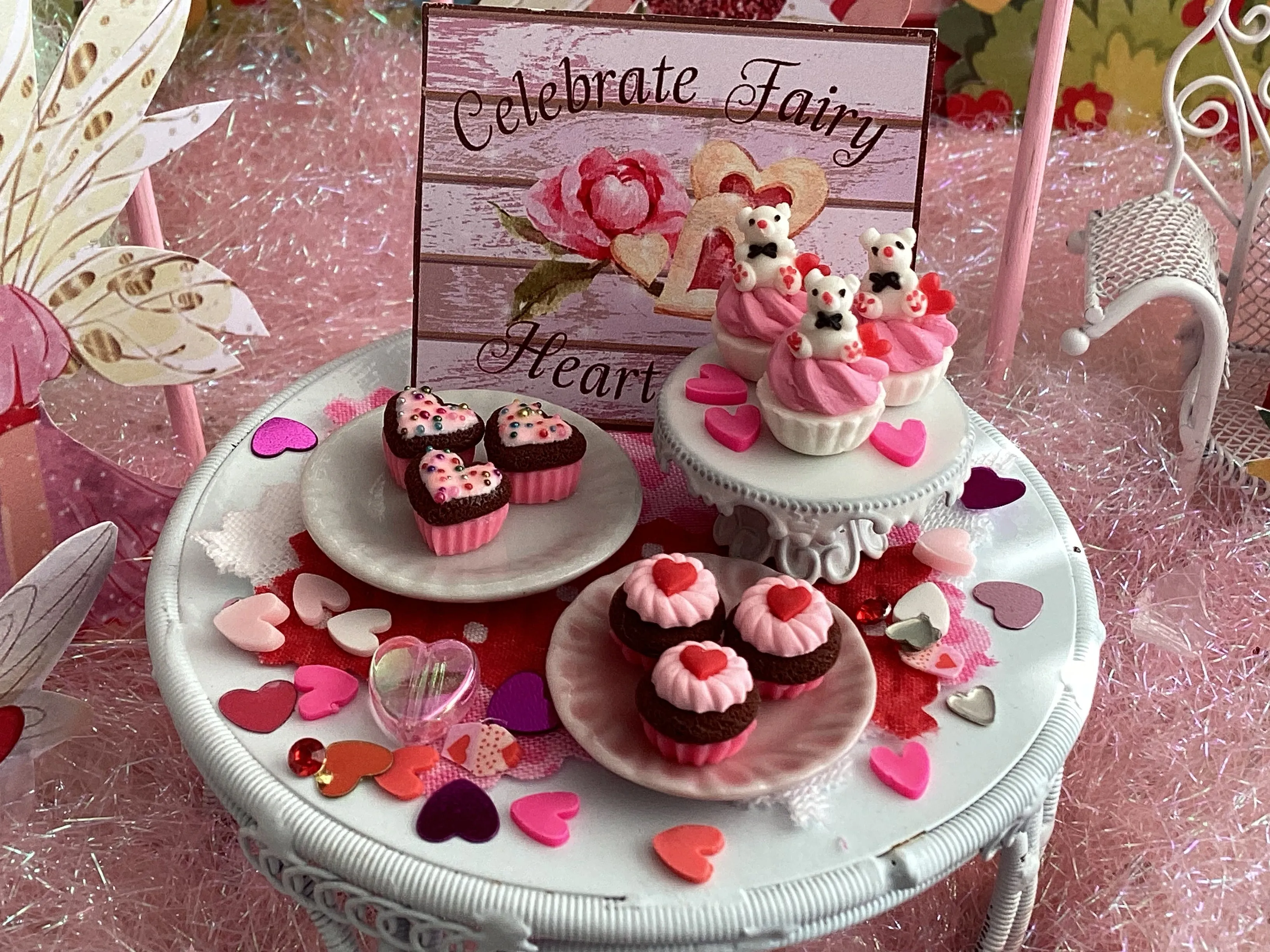 💗Day 11~ Magical Miniature Valentine's Day Cupcakes!