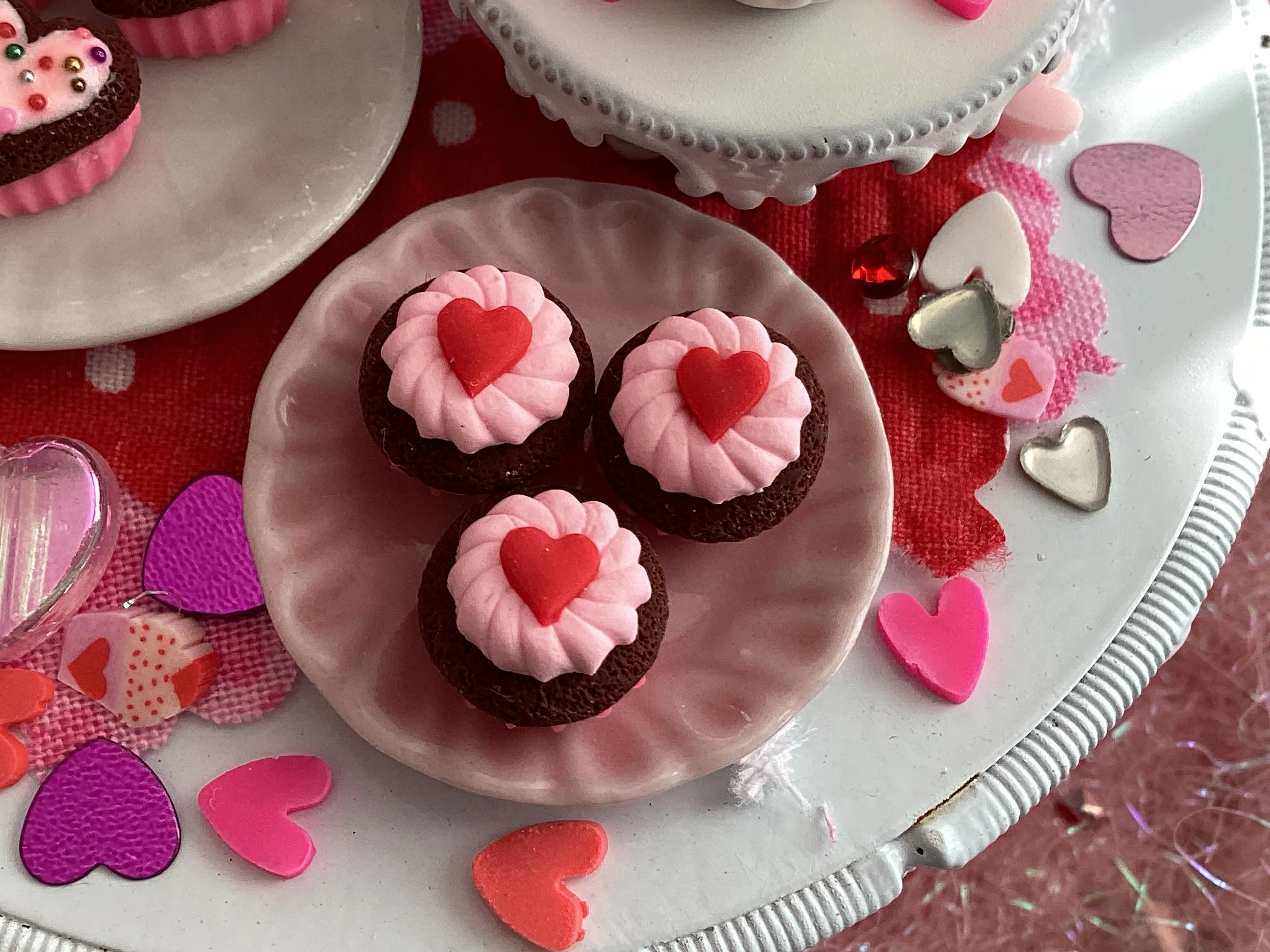 💗Day 11~ Magical Miniature Valentine's Day Cupcakes!