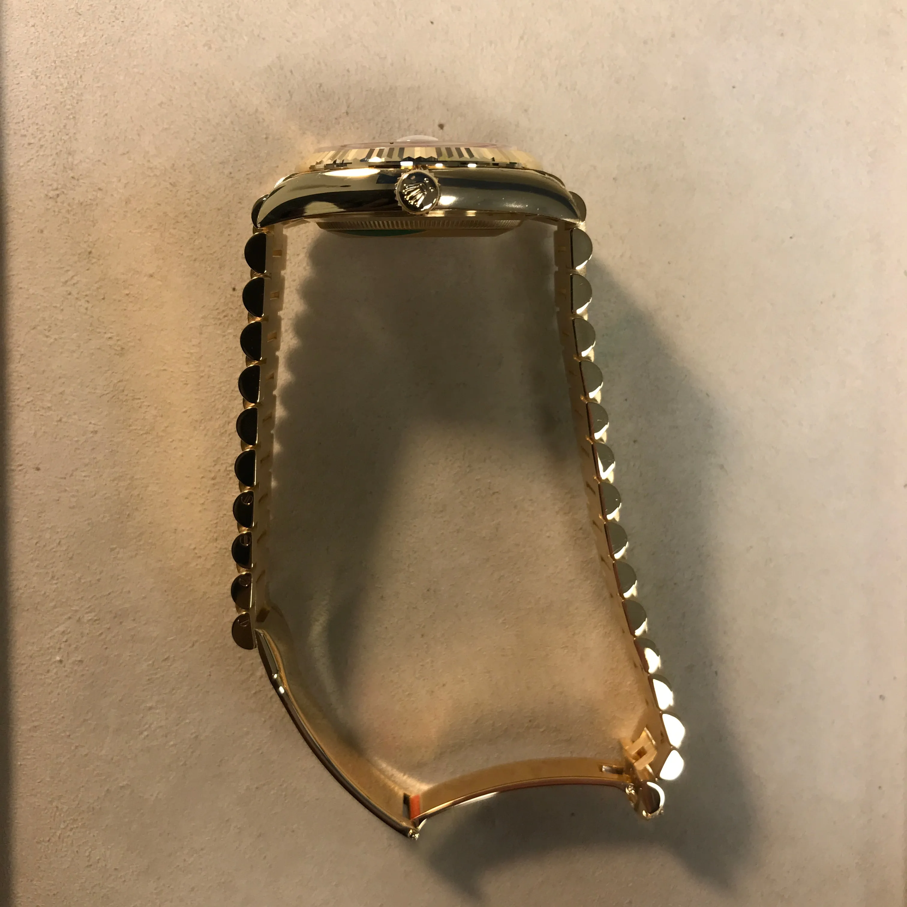 Day-Date 36 Yellow Gold / Fluted / MOP - Baguette / President (128238-0123)