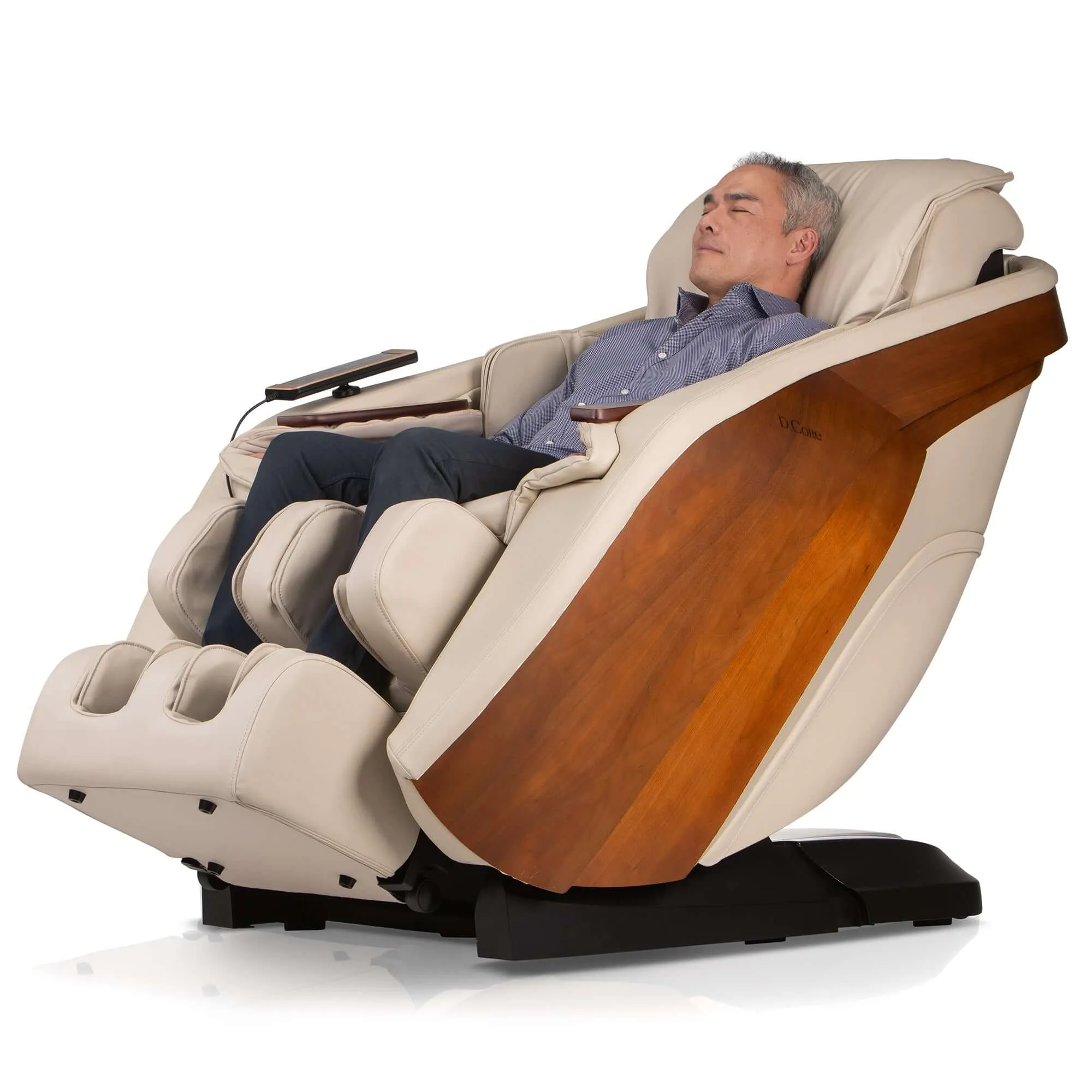 D.Core STRATUS-JP Massage Chair
