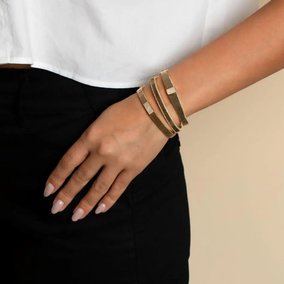 Diamond Pave Graduated Accented Ridged Bangle 14K