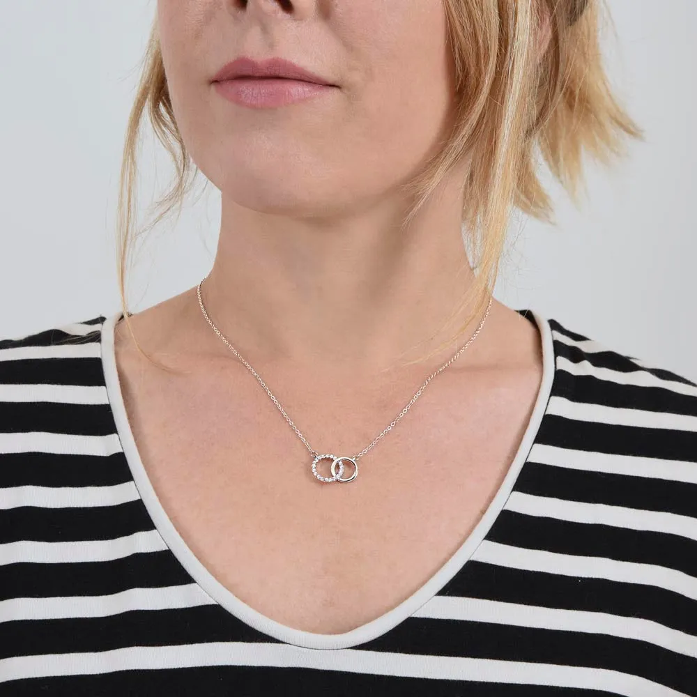 Each day with you my life gets better-Perfect Pair Circle Necklace for Soulmate