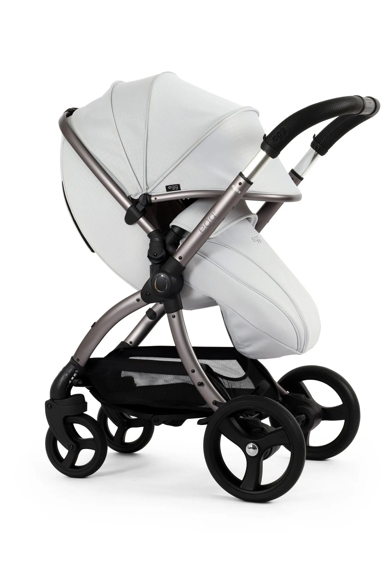 Egg 3 Luxury Cabriofix i-Size Travel System - Houndstooth Silver