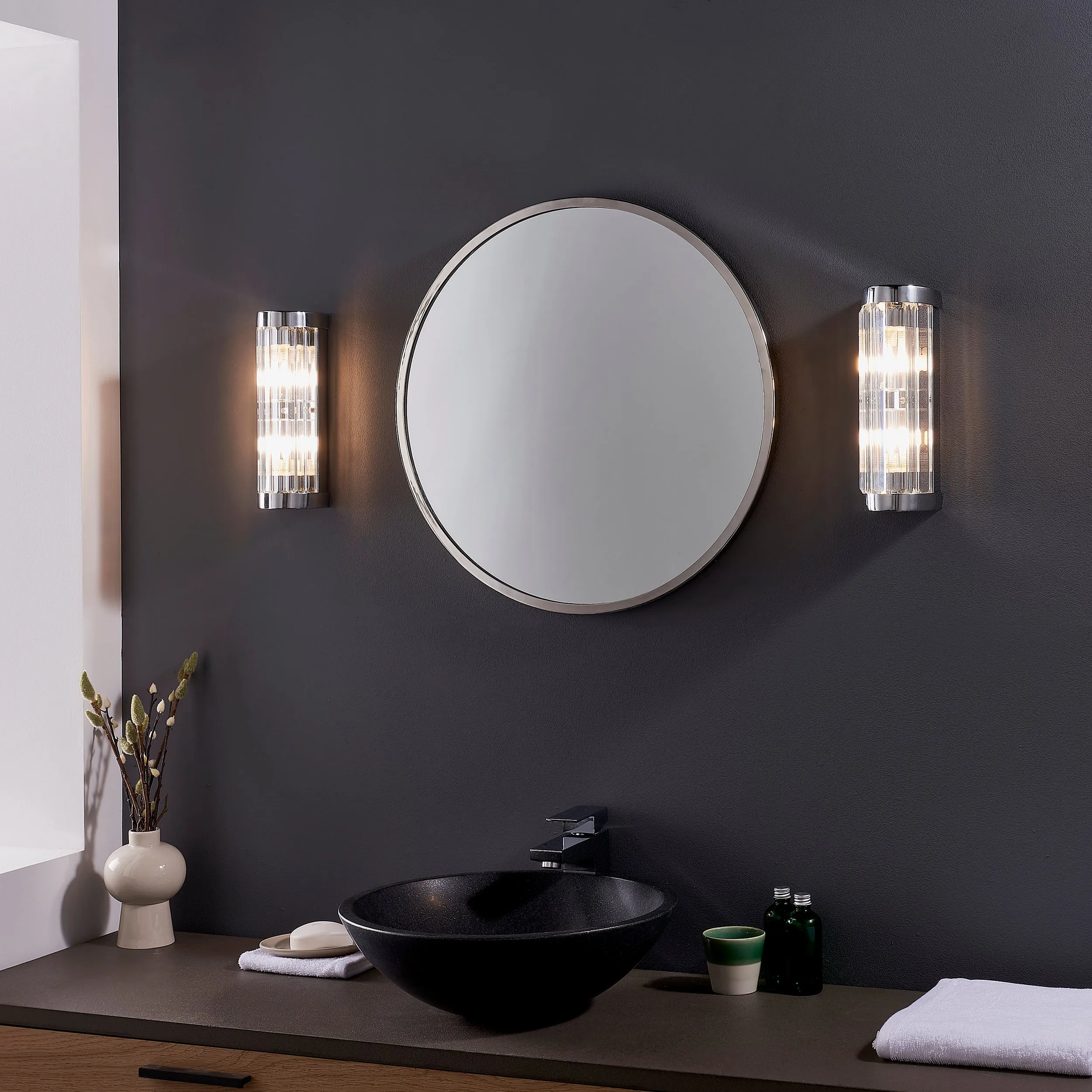 Endon 91820 Shimmer 2lt Wall Chrome plate & clear crystal 2 x 18W G9 clear capsule (Required)