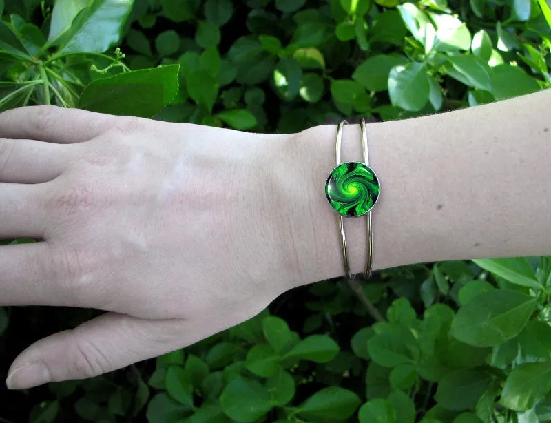 Energy Bracelet Green Heart Chakra Swirl Bracelet Reiki Energy Art