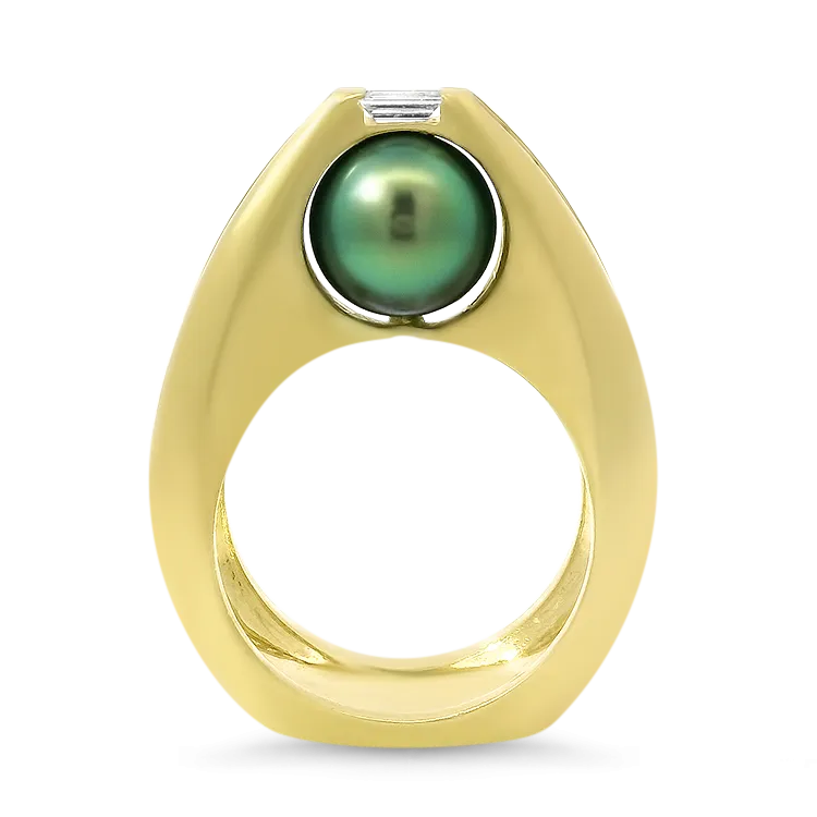 Estate 18k Yellow Gold Pearl and Diamond Ring