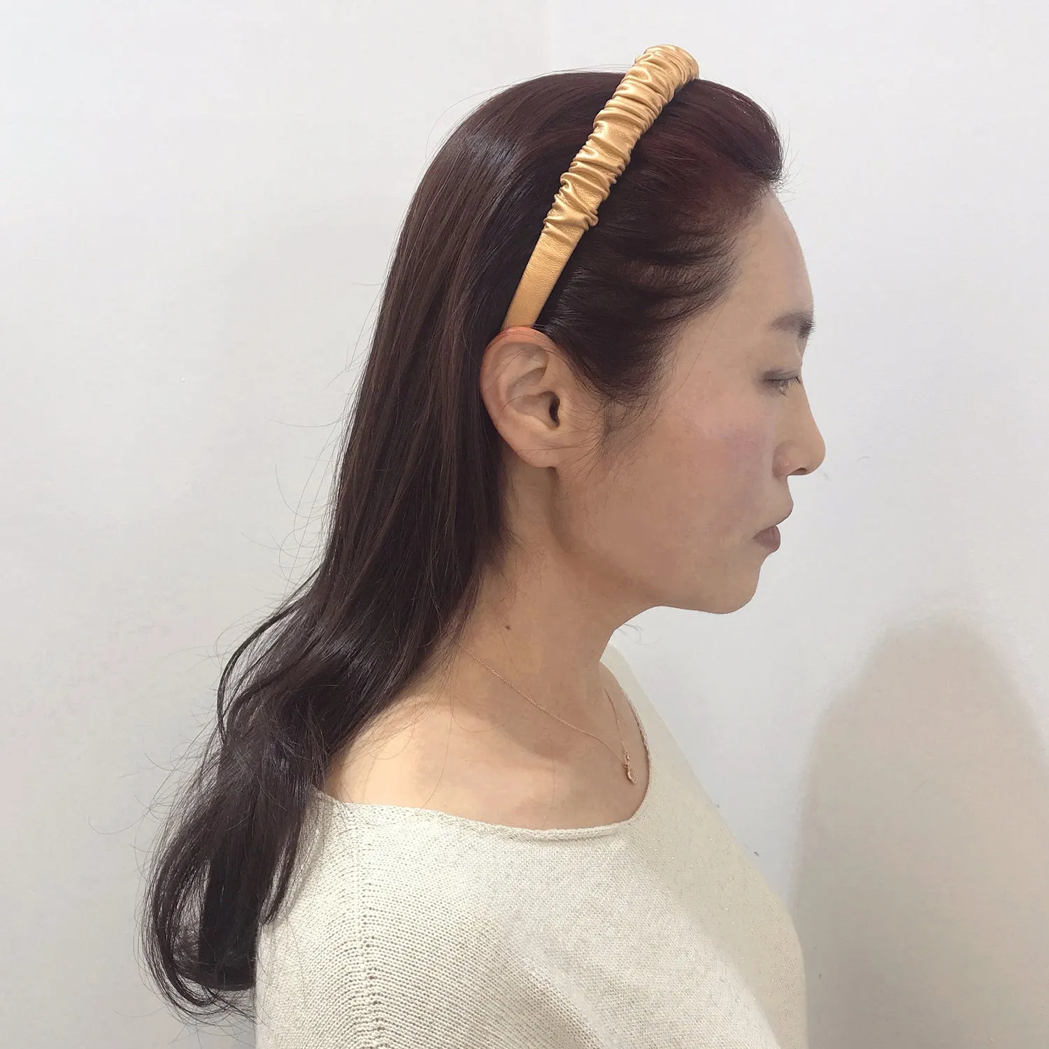 Faux Leather 2 cm Ruffled Gold Headband