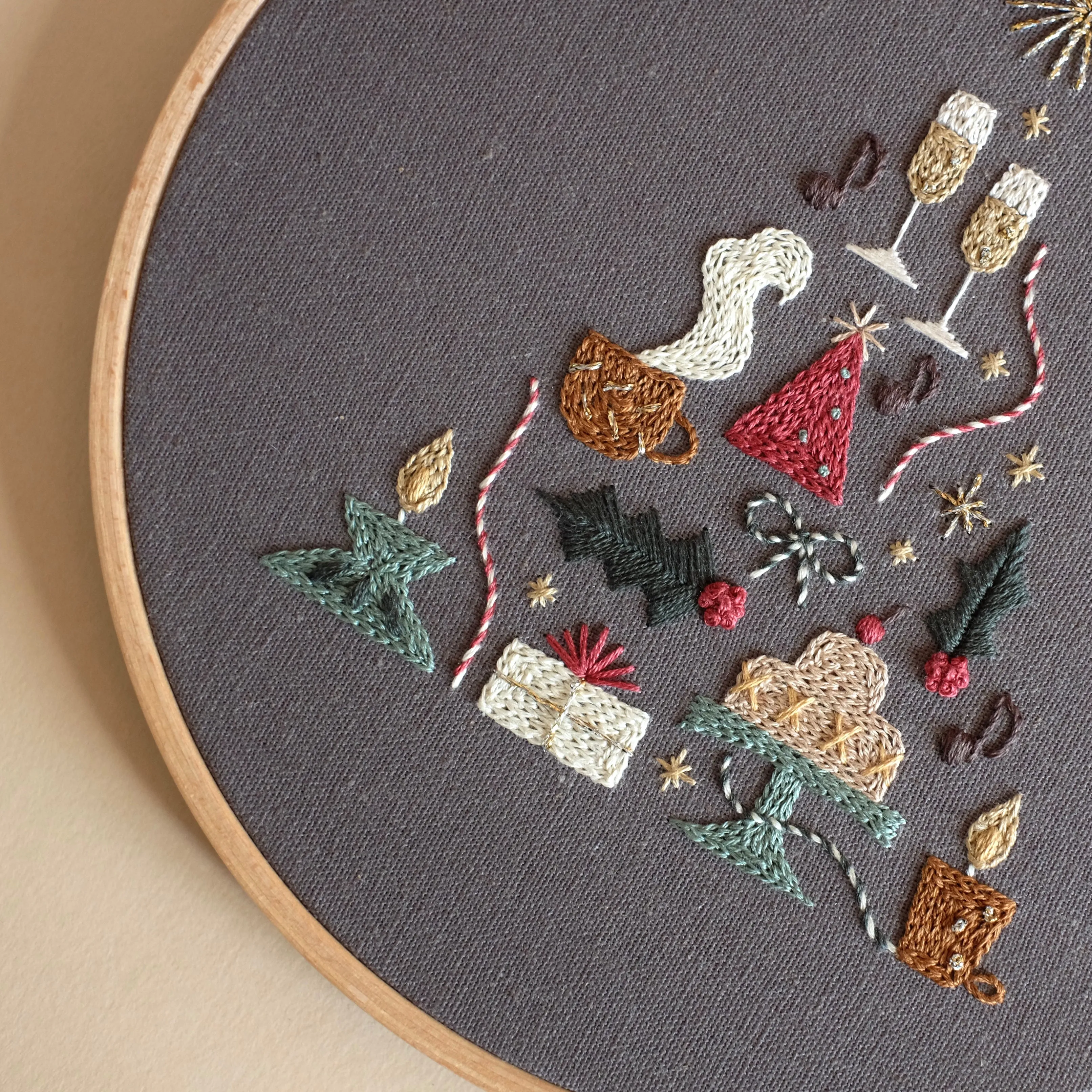 Festive Christmas Tree - PDF Pattern
