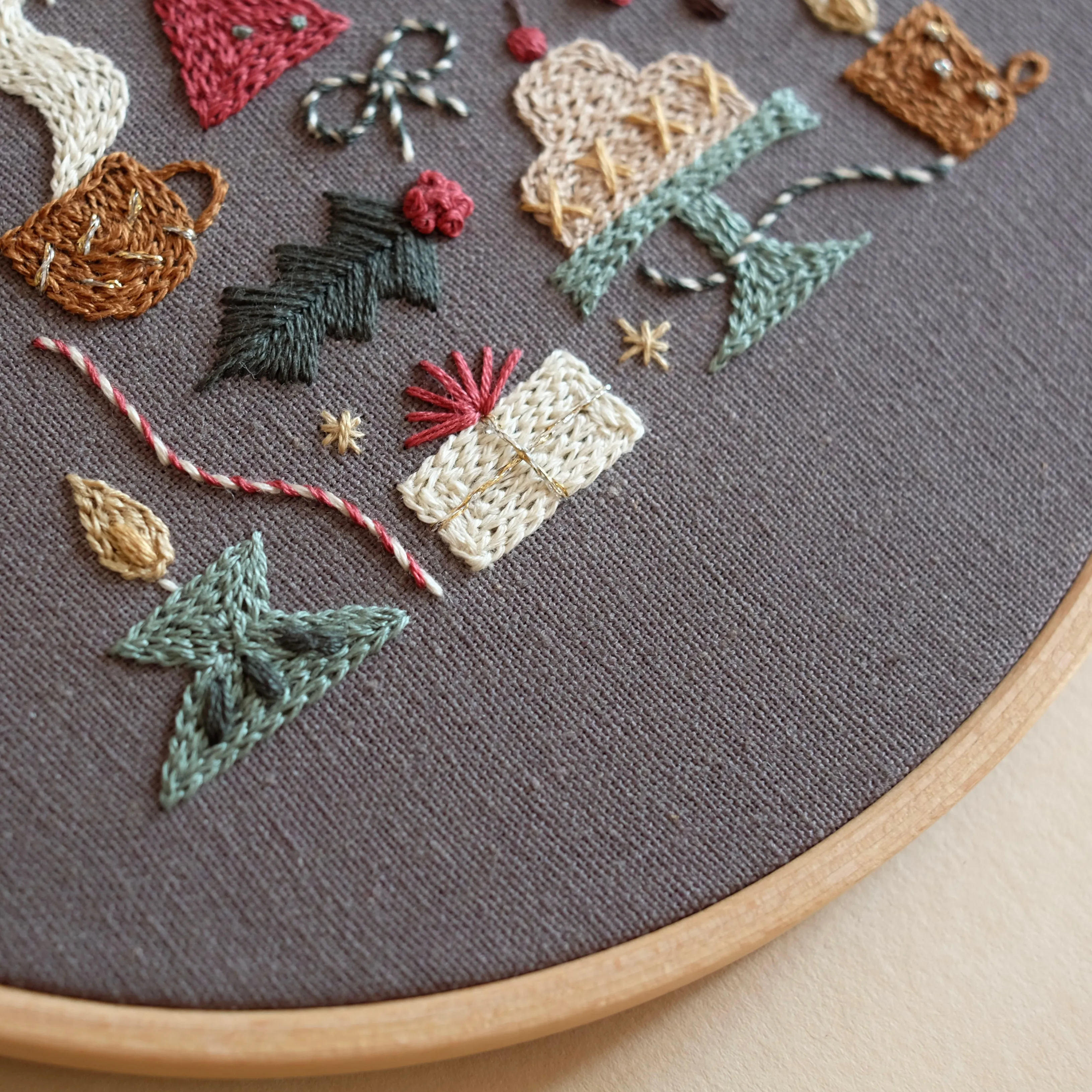 Festive Christmas Tree - PDF Pattern