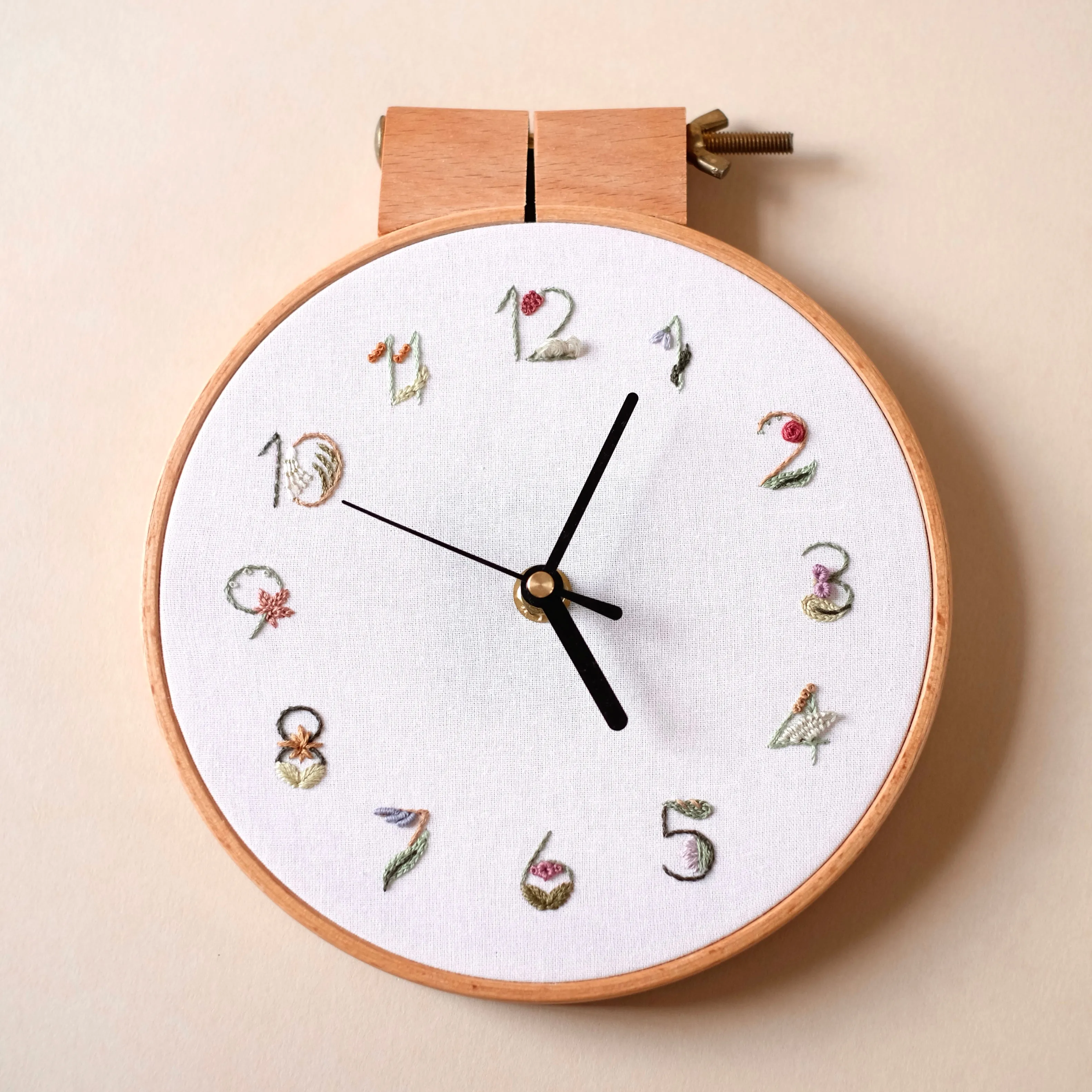 Floral Embroidery Clock - PDF Pattern