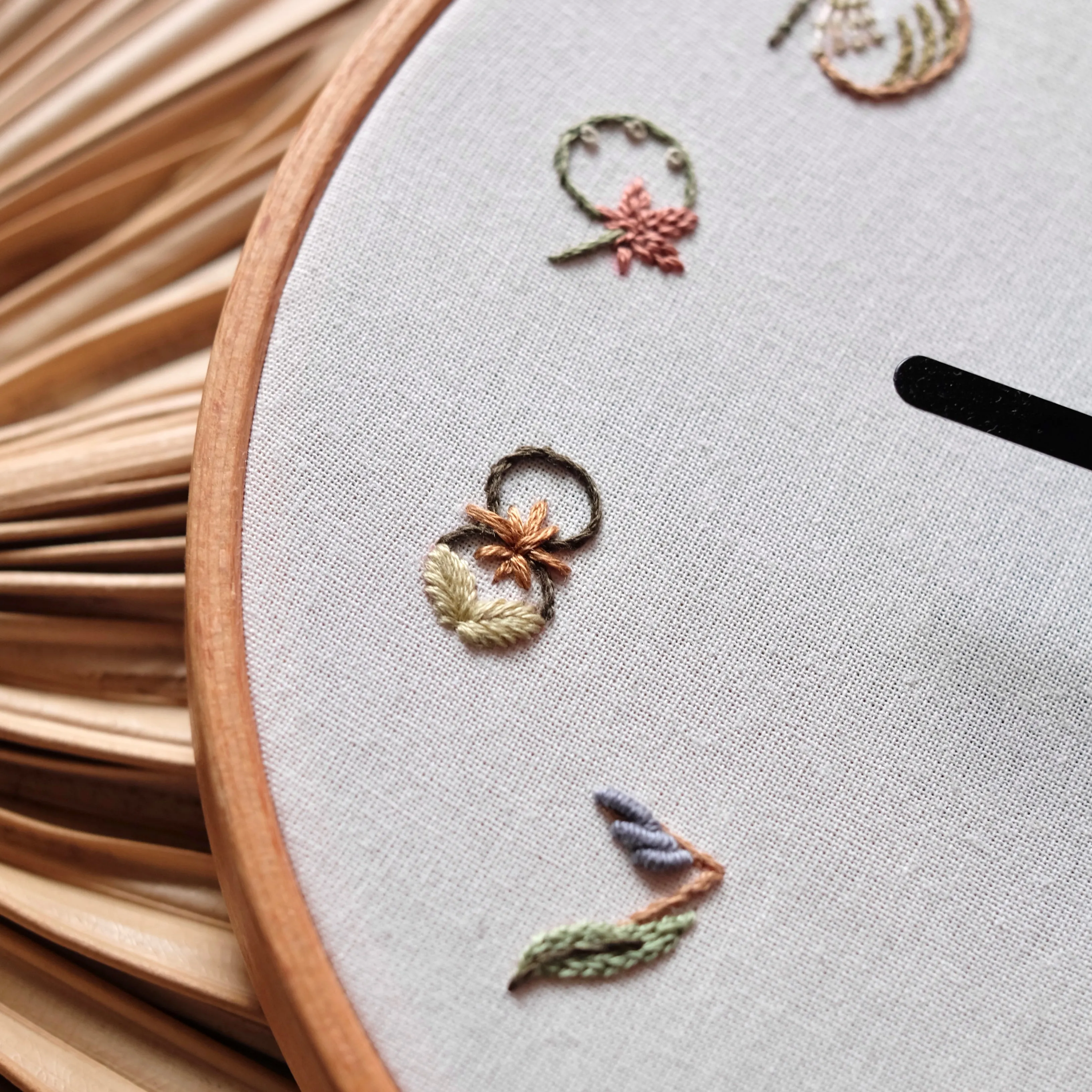 Floral Embroidery Clock - PDF Pattern