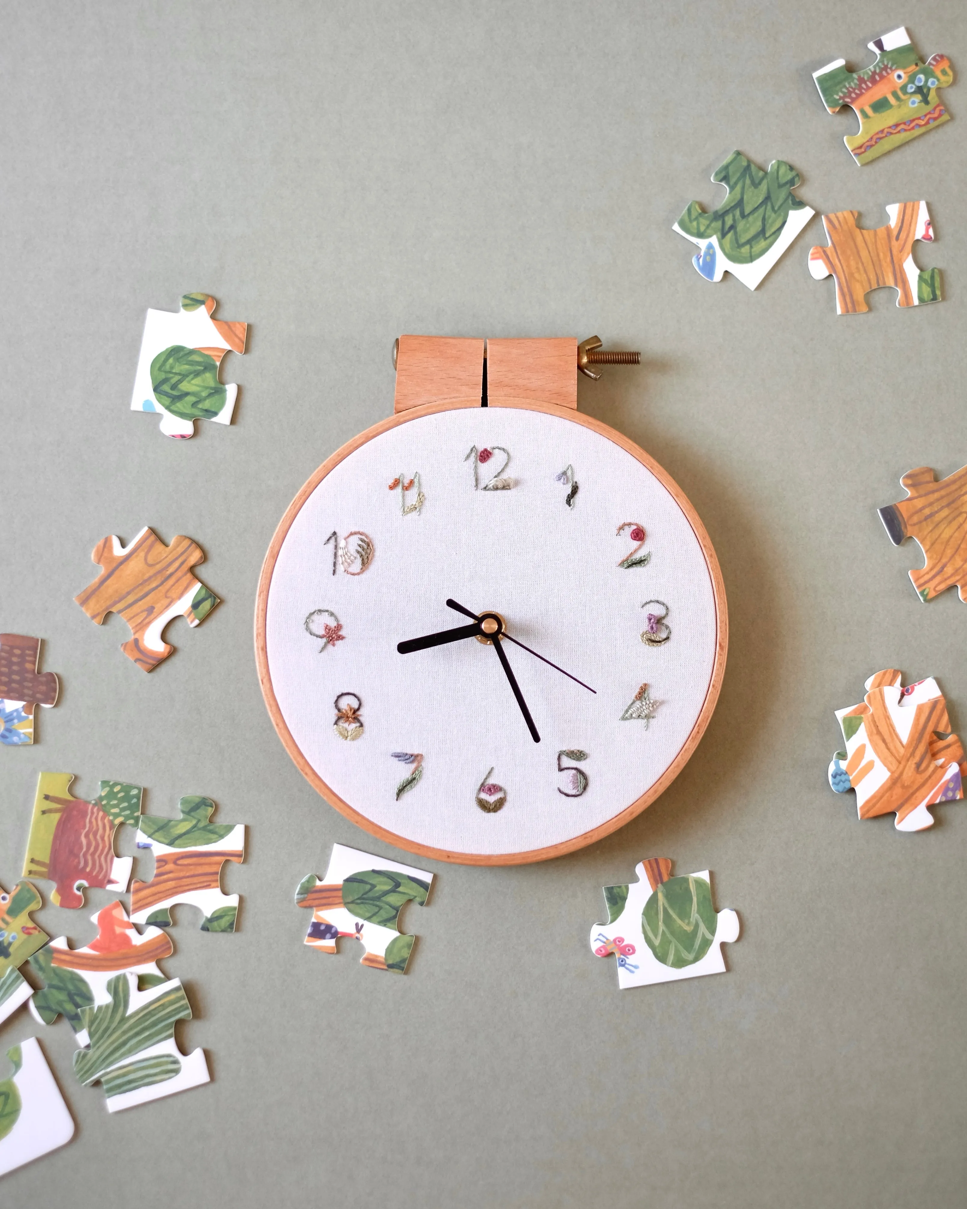 Floral Embroidery Clock - PDF Pattern