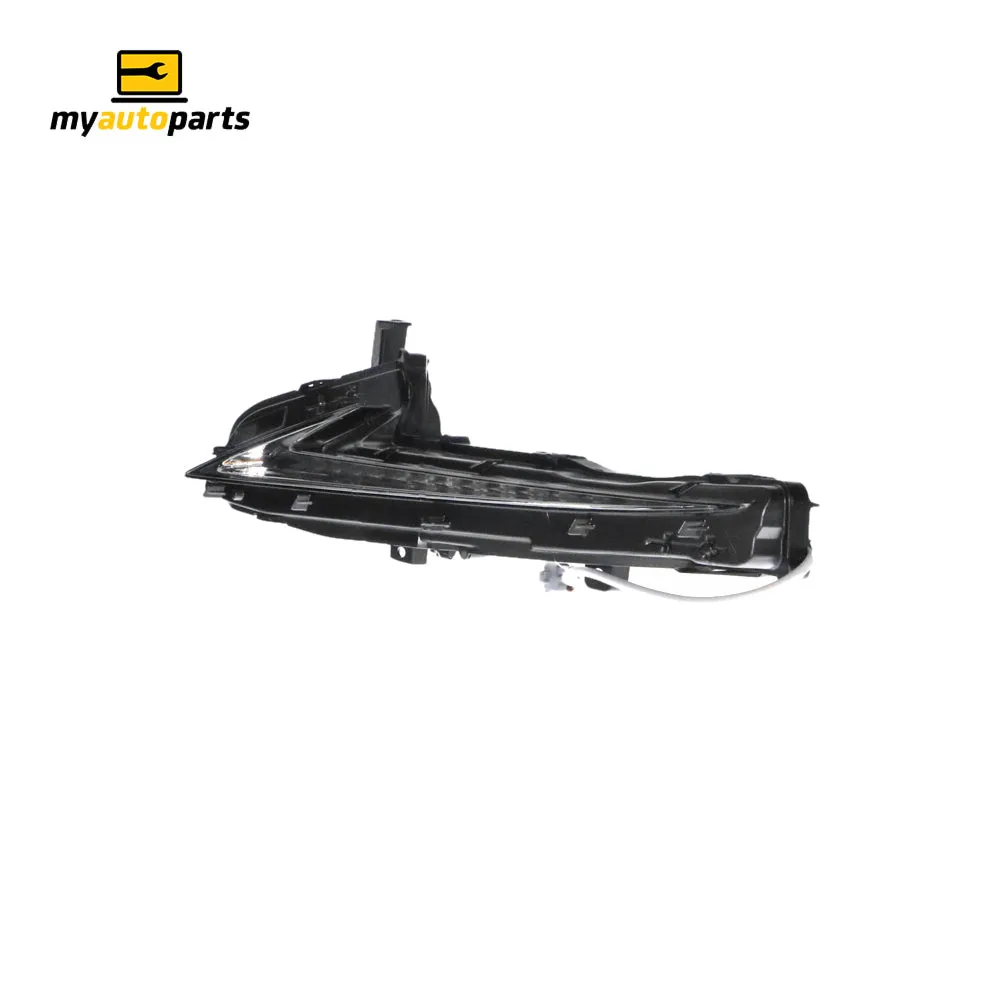 Front Park / Indicator Lamp Passenger Side Genuine suits Lexus