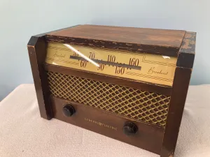 General Electric C-544 Tube Radio With Bluetooth input.