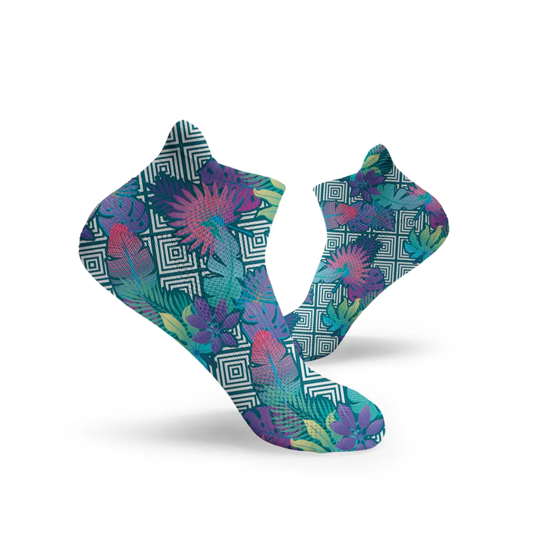 Geometric Exotic Leaves