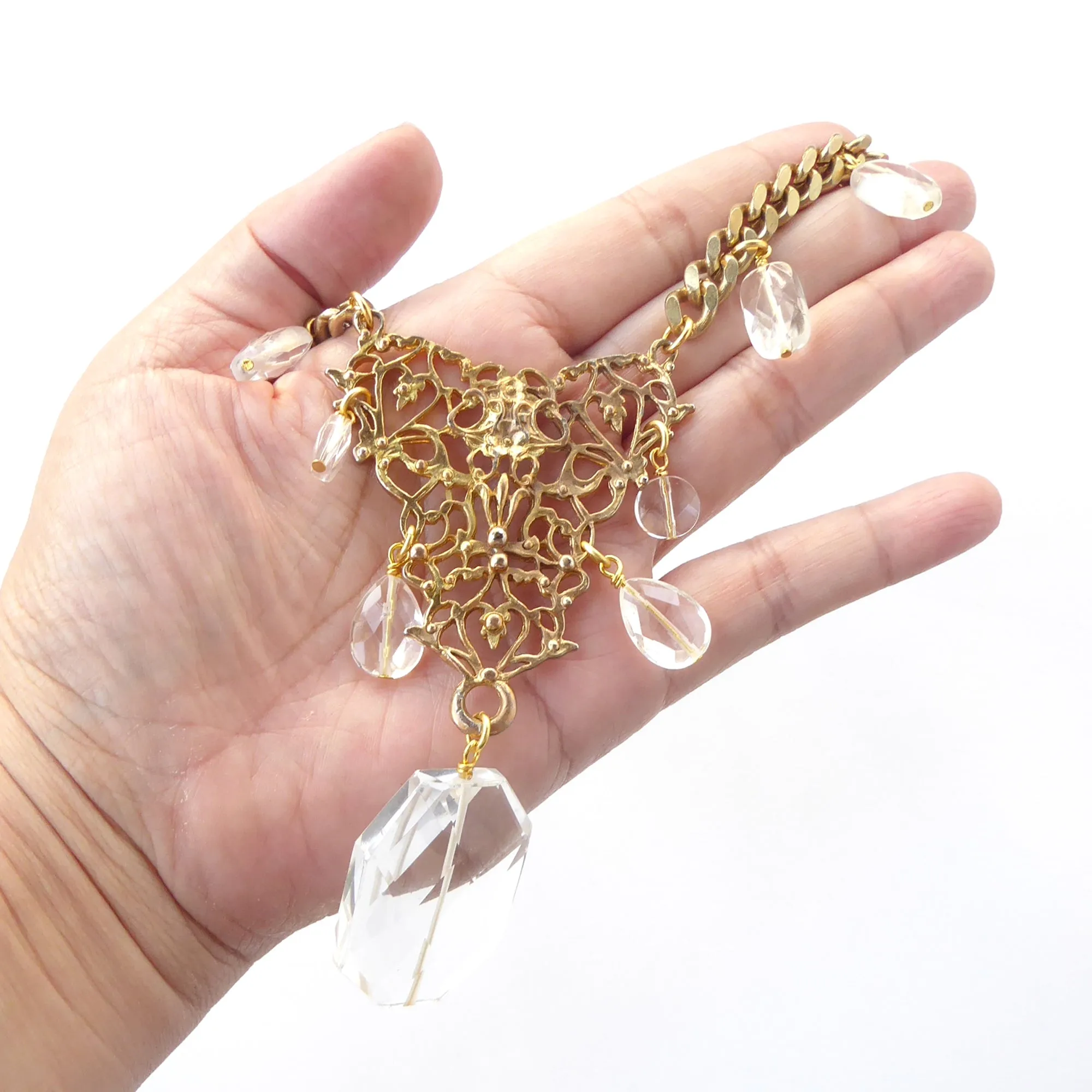 Gold baroque quartz necklace