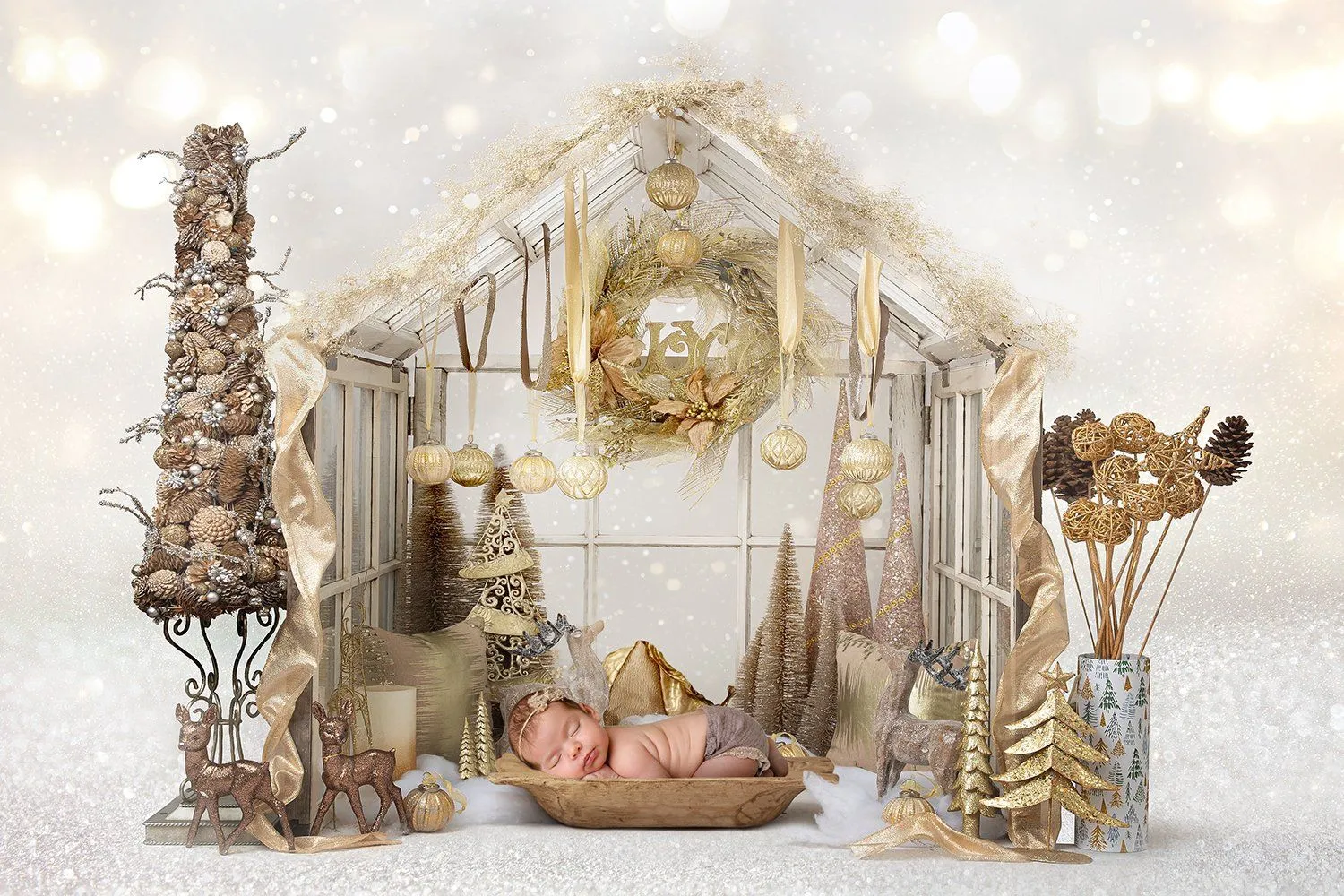 Golden Glass (Ana Brandt Digital)
