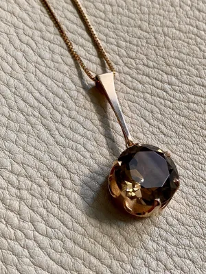 Graceful Smoky Crystal quartz pendant - Solid 14k gold - vintage Finnish