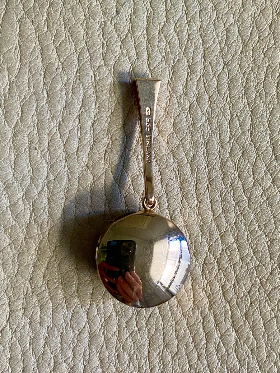Graceful Smoky Crystal quartz pendant - Solid 14k gold - vintage Finnish
