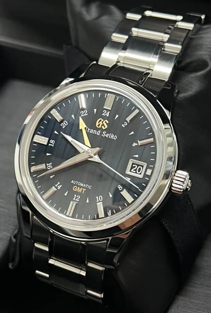 Grand Seiko Elegance Collection Shinjuku Isetan Limited Edition Automatic GMT "Night of Shinjuku" SBGM251