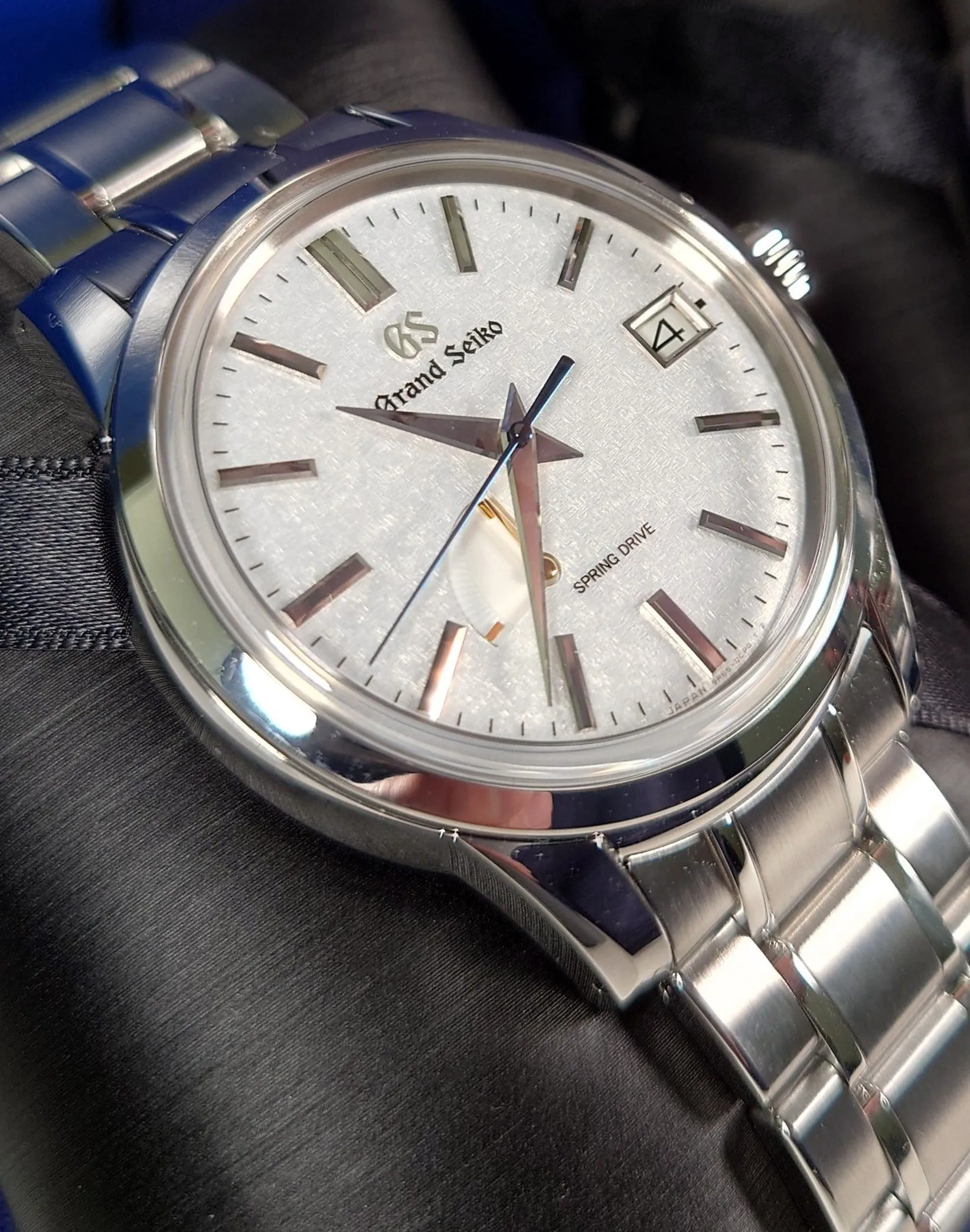Grand Seiko Heritage Collection Spring Drive China Exclusive Limited Edition "Mt. Fuji Snowy Winter" SBGA451