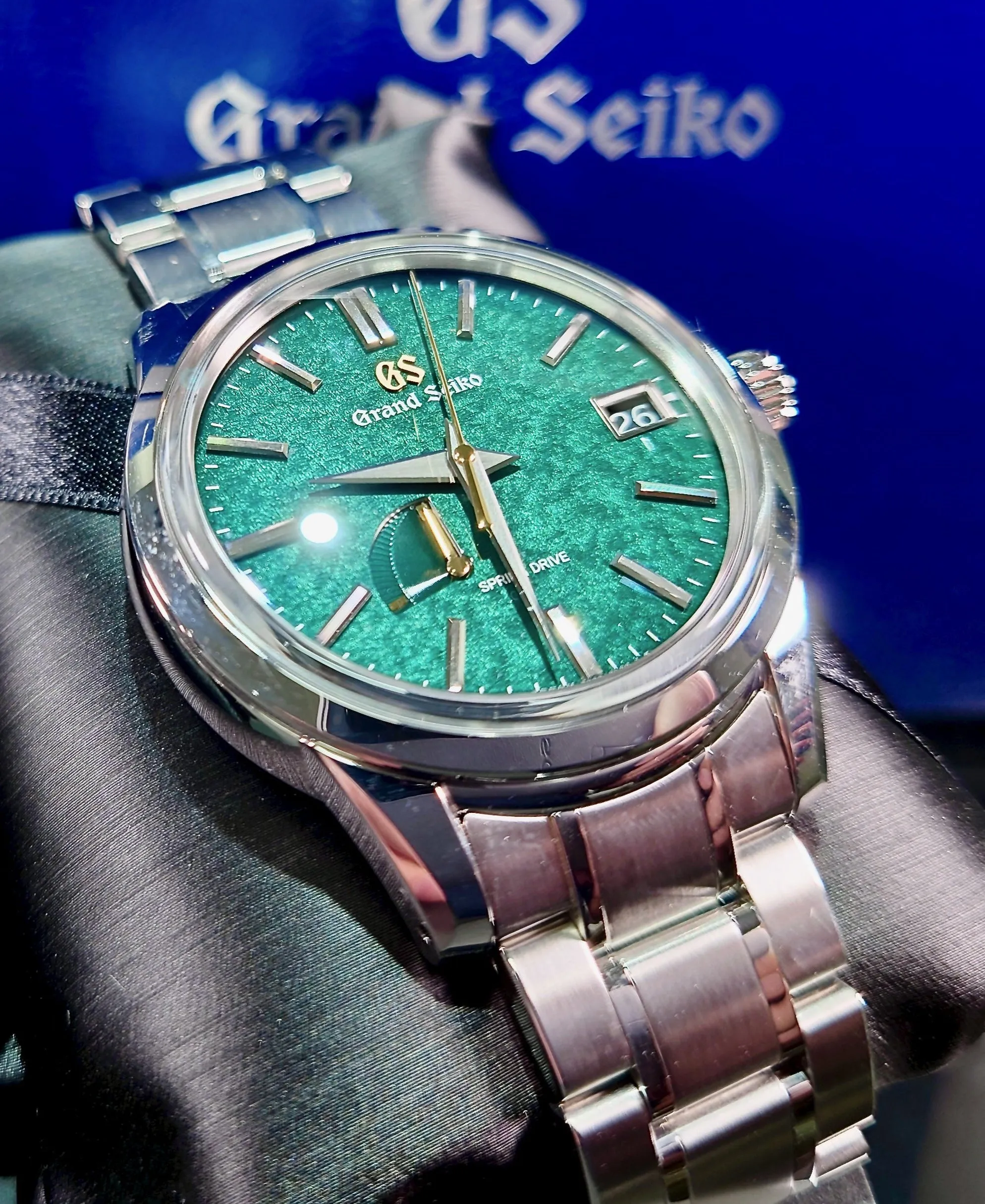Grand Seiko Heritage Collection Spring Drive China Exclusive Limited Edition "Mt. Fuji Summer Green" SBGA453