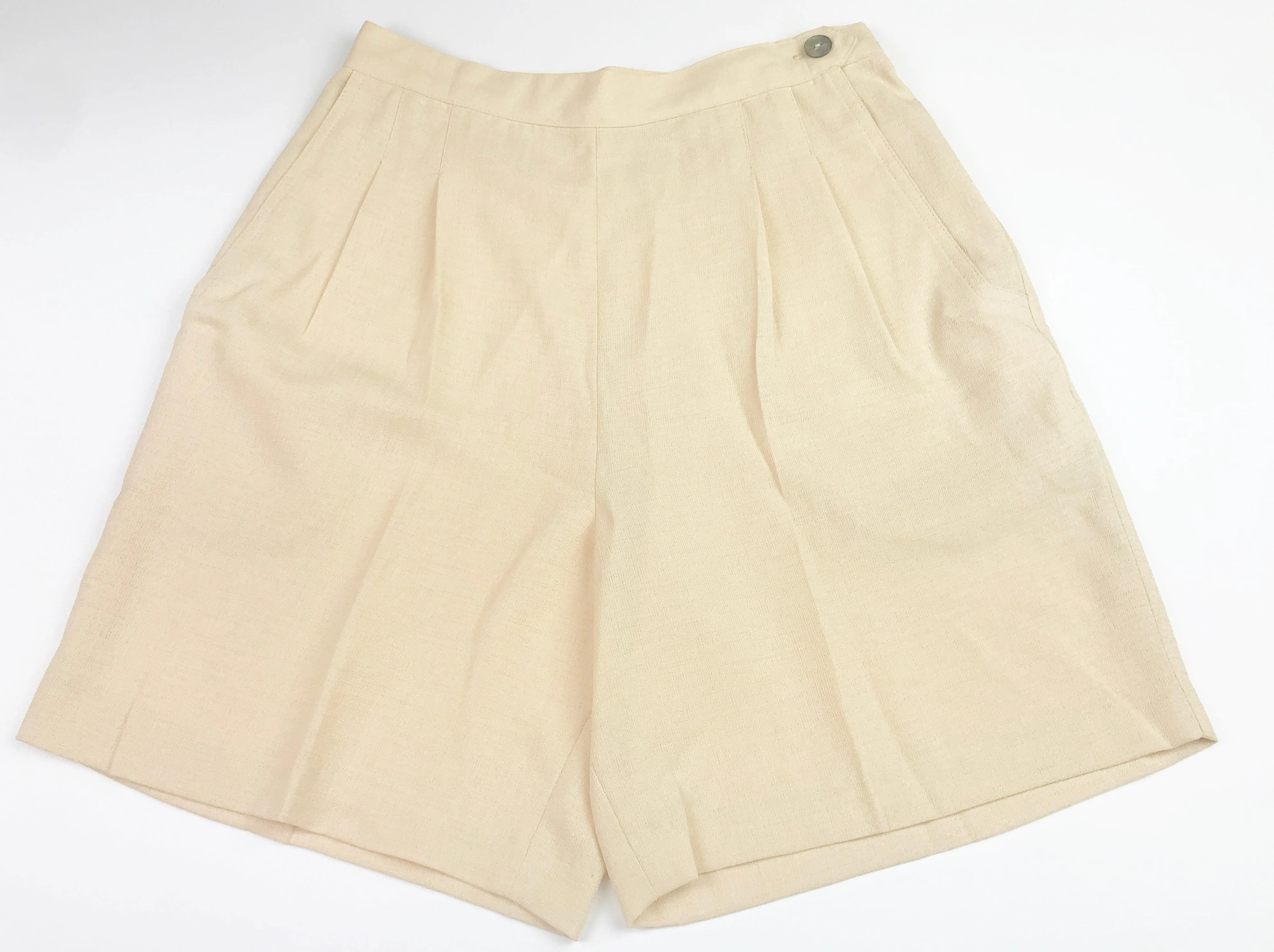 Hana Sport  18" Short - Butter