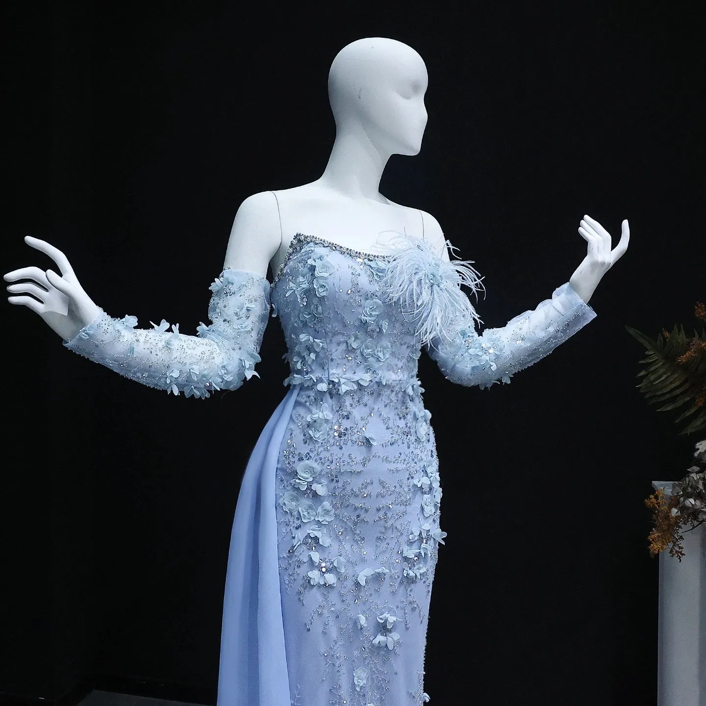 HELEN Luxury Elegant Blue 3D Flowers Feathers Mermaid Evening Dress