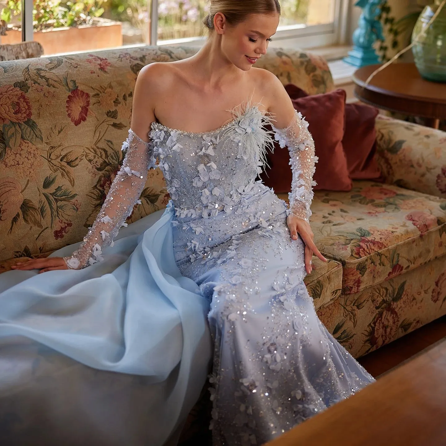 HELEN Luxury Elegant Blue 3D Flowers Feathers Mermaid Evening Dress