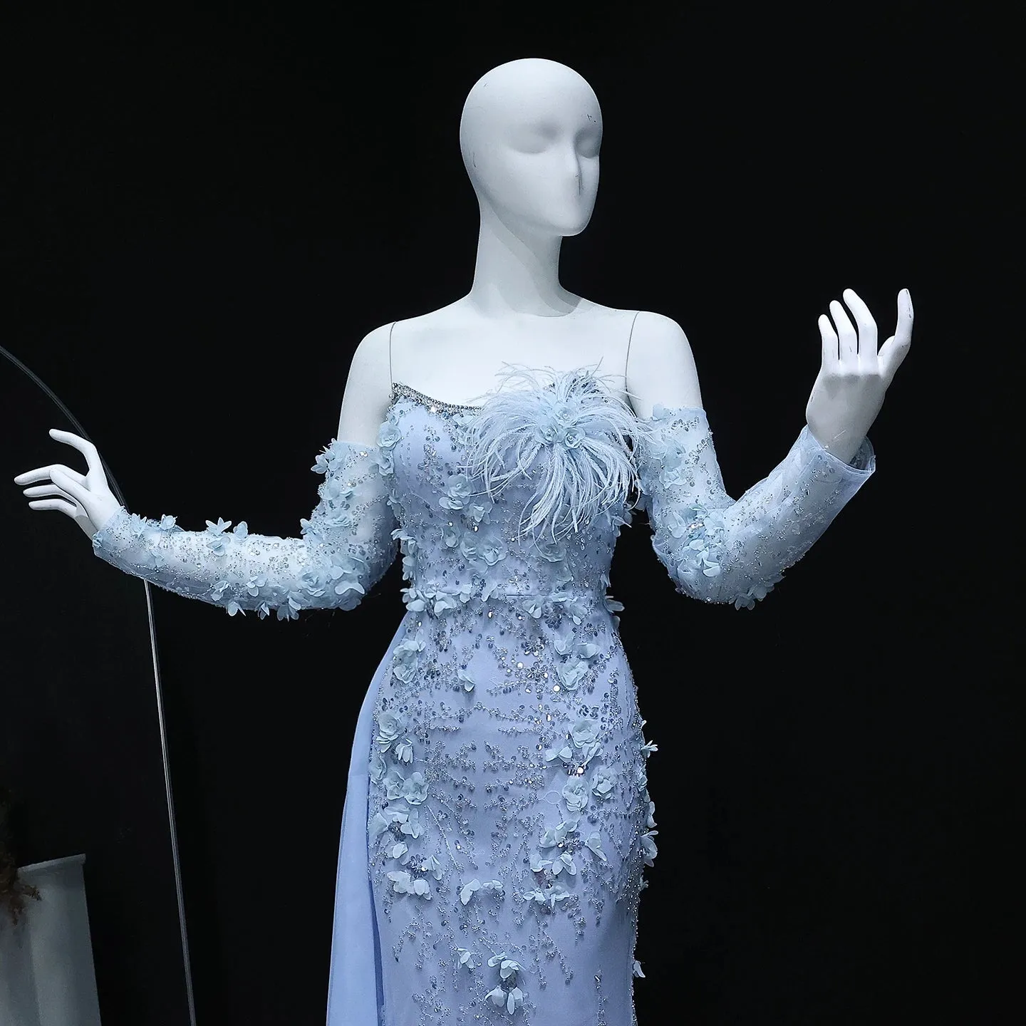 HELEN Luxury Elegant Blue 3D Flowers Feathers Mermaid Evening Dress