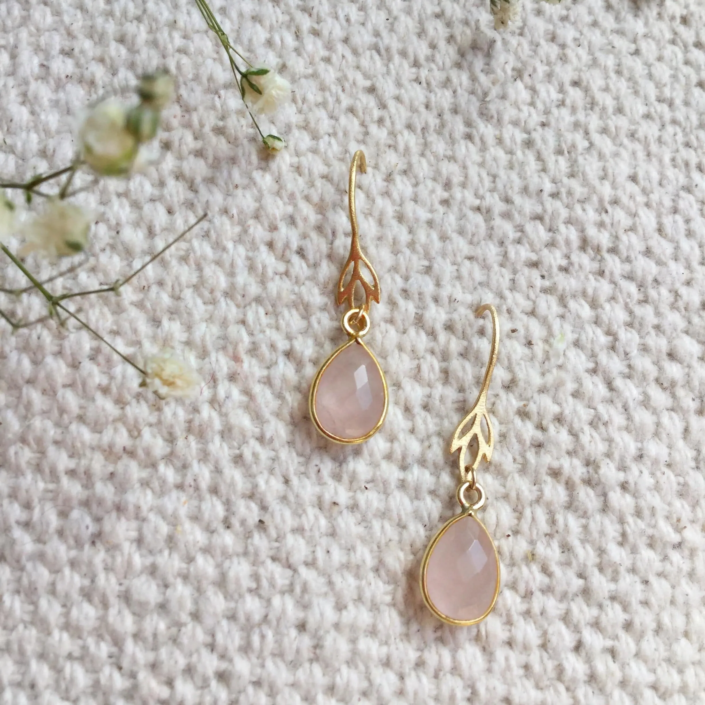IRIS EARRING