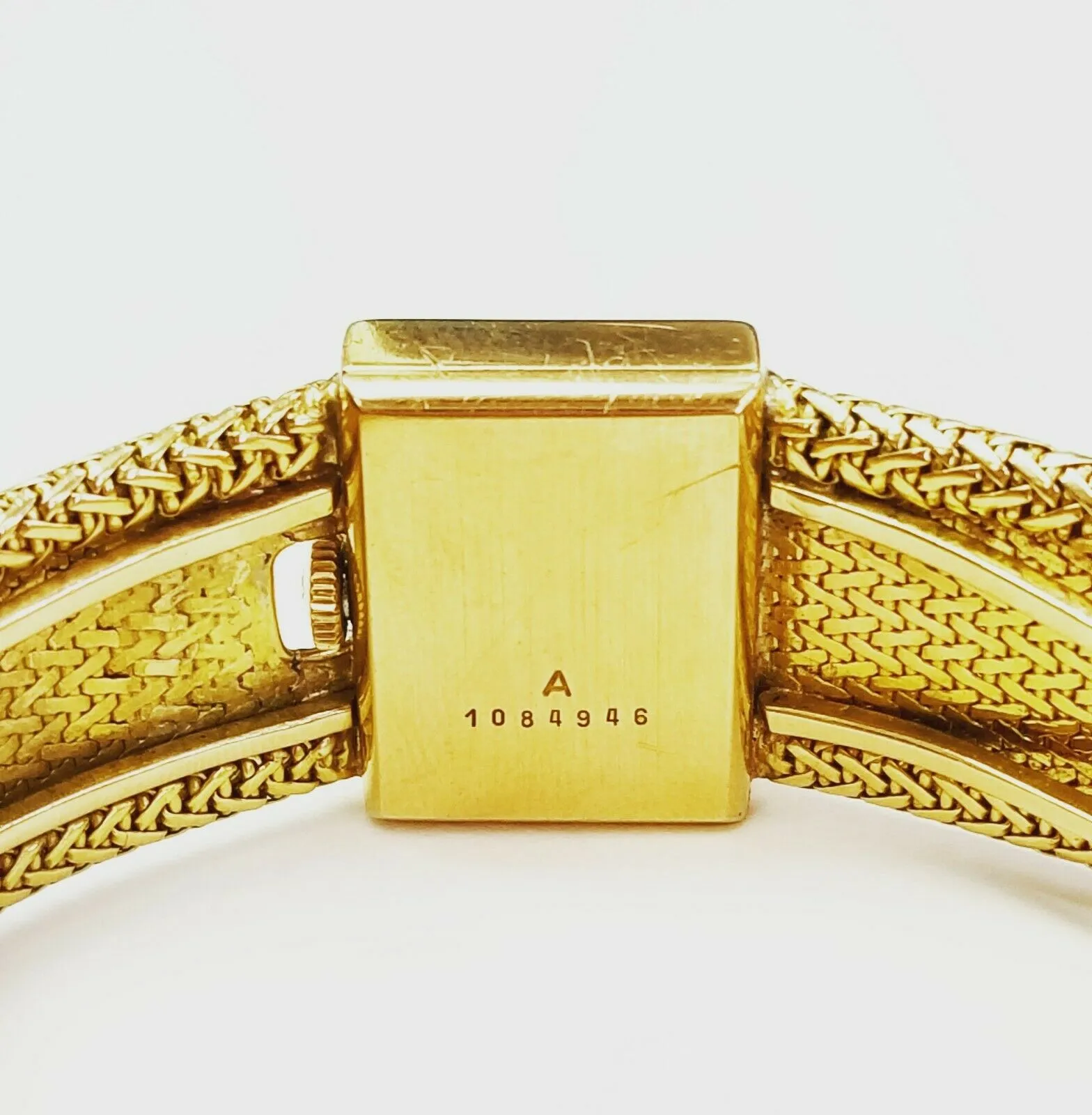 Jaeger- LeCoultre Ladies Watch Vintage Estate 18k Yellow Gold Swiss Movement