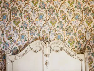 Kate Pattern Wallpaper White Bed Board Vintage Backdrop