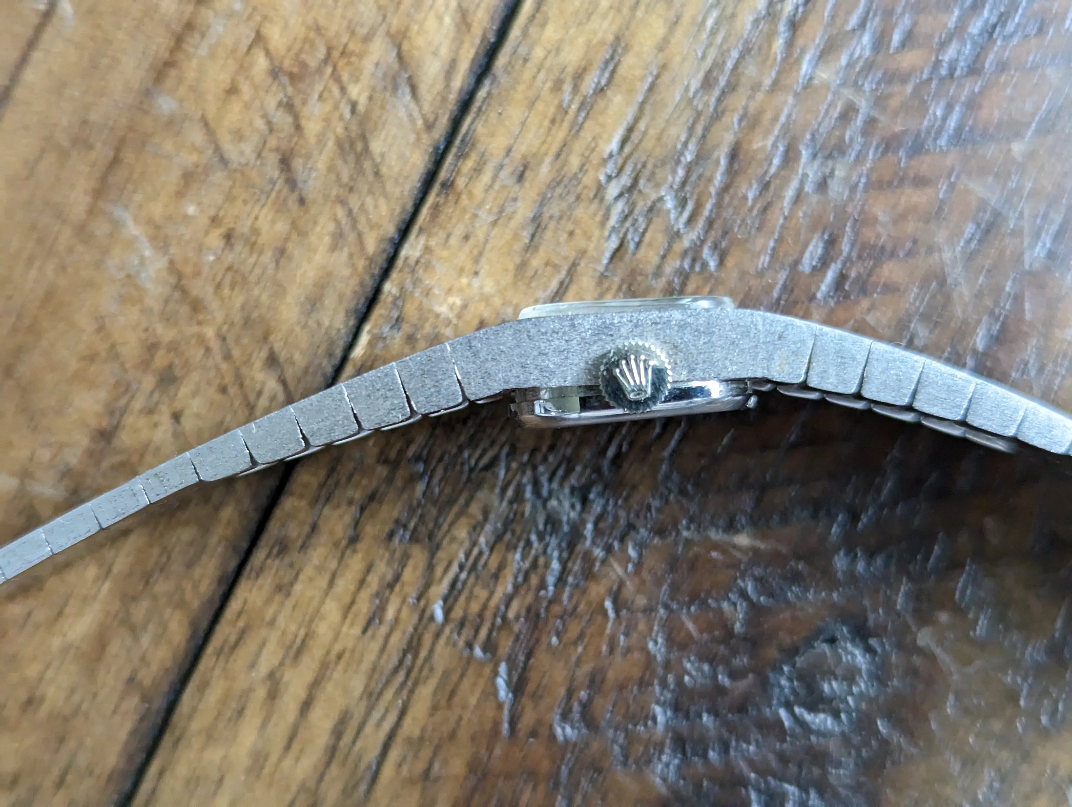 Ladies Rolex 18kt white gold