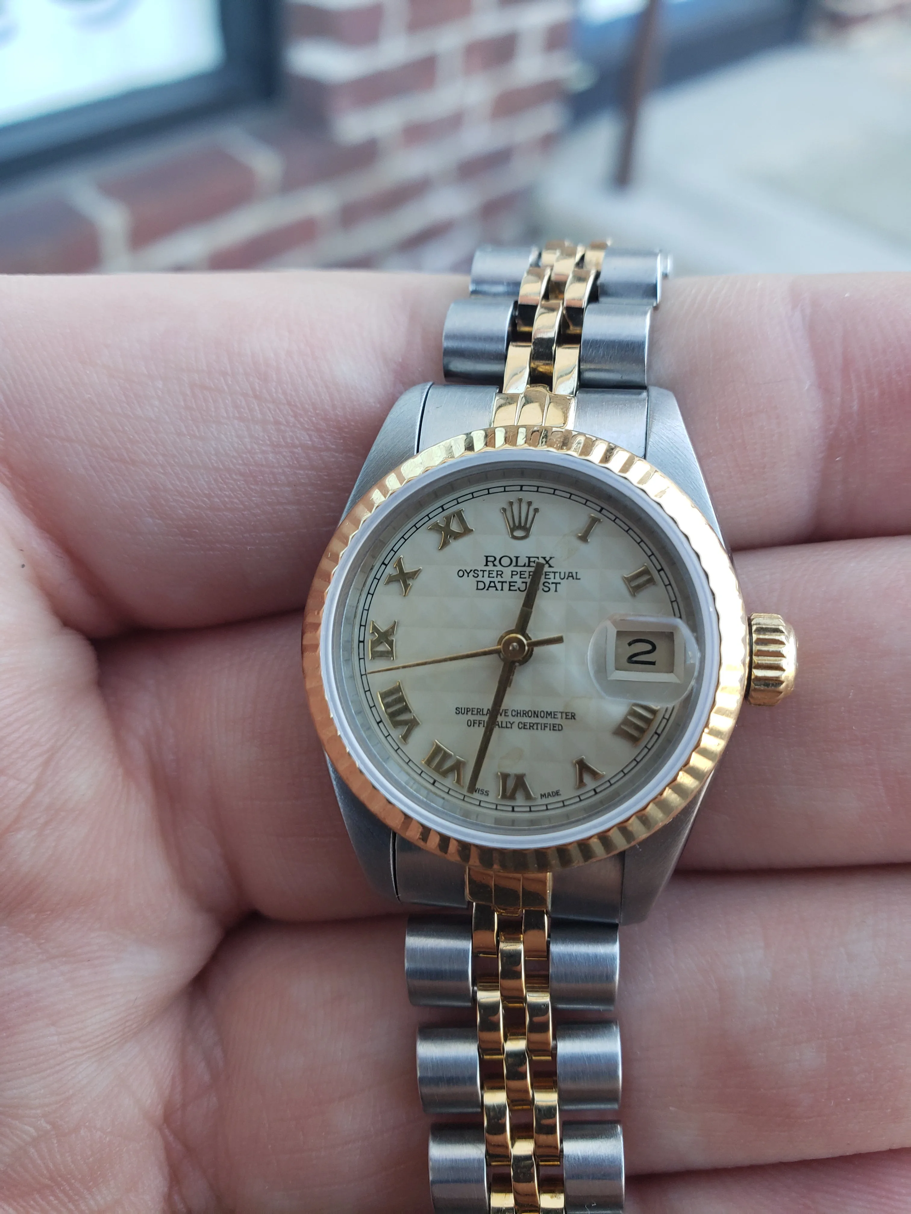 Ladies Rolex DateJust 26mm 69173 Cream Pyramid 18K Two-Tone Gold Jubilee Watch