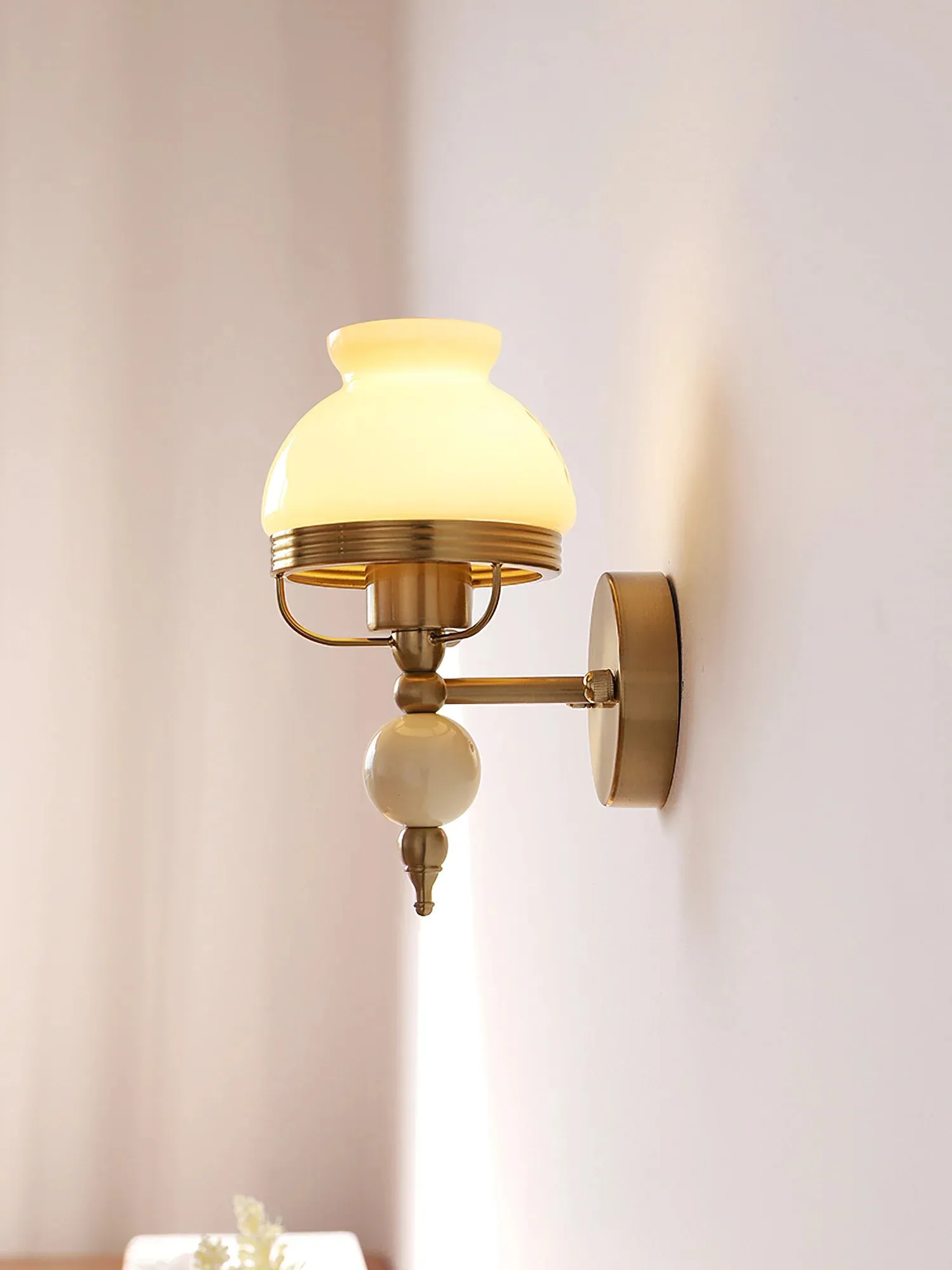 LE Rice White Glass Wall Lamp