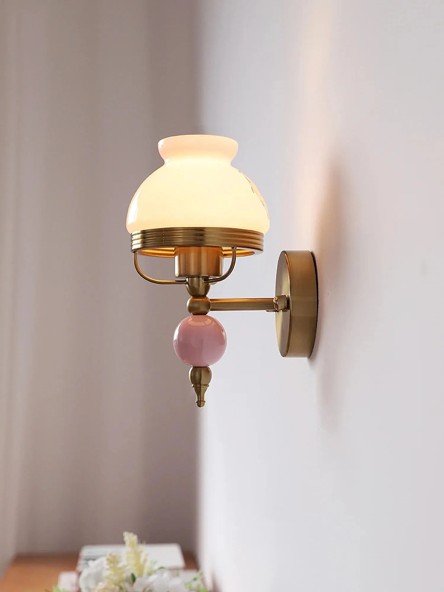 LE Rice White Glass Wall Lamp