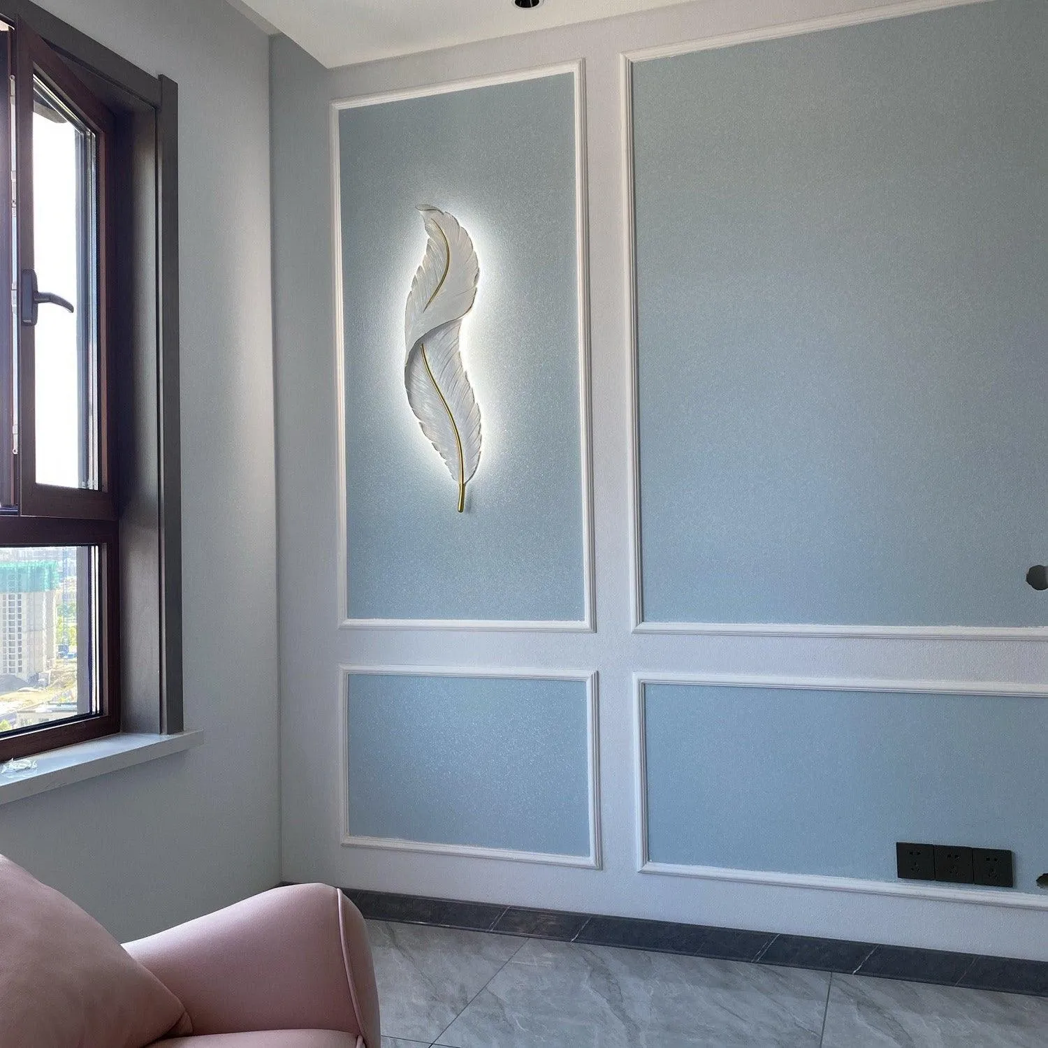 Light Luxury Feather Wall Lamp